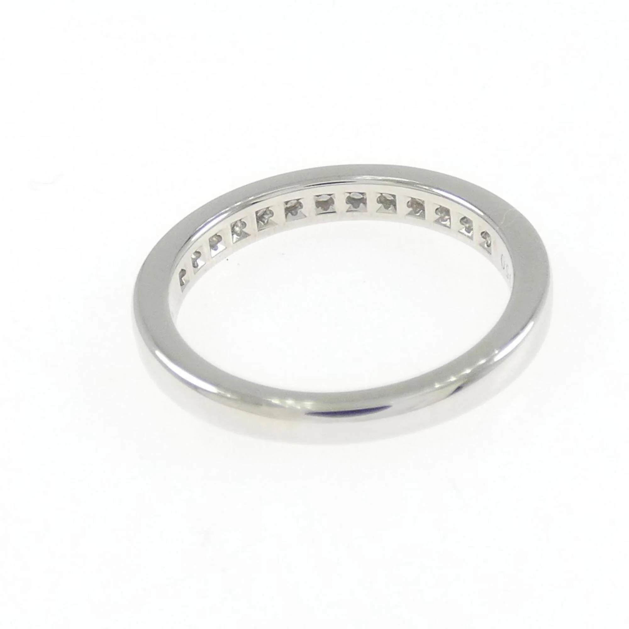 Band Ring Platinum with Diamond - Image 3