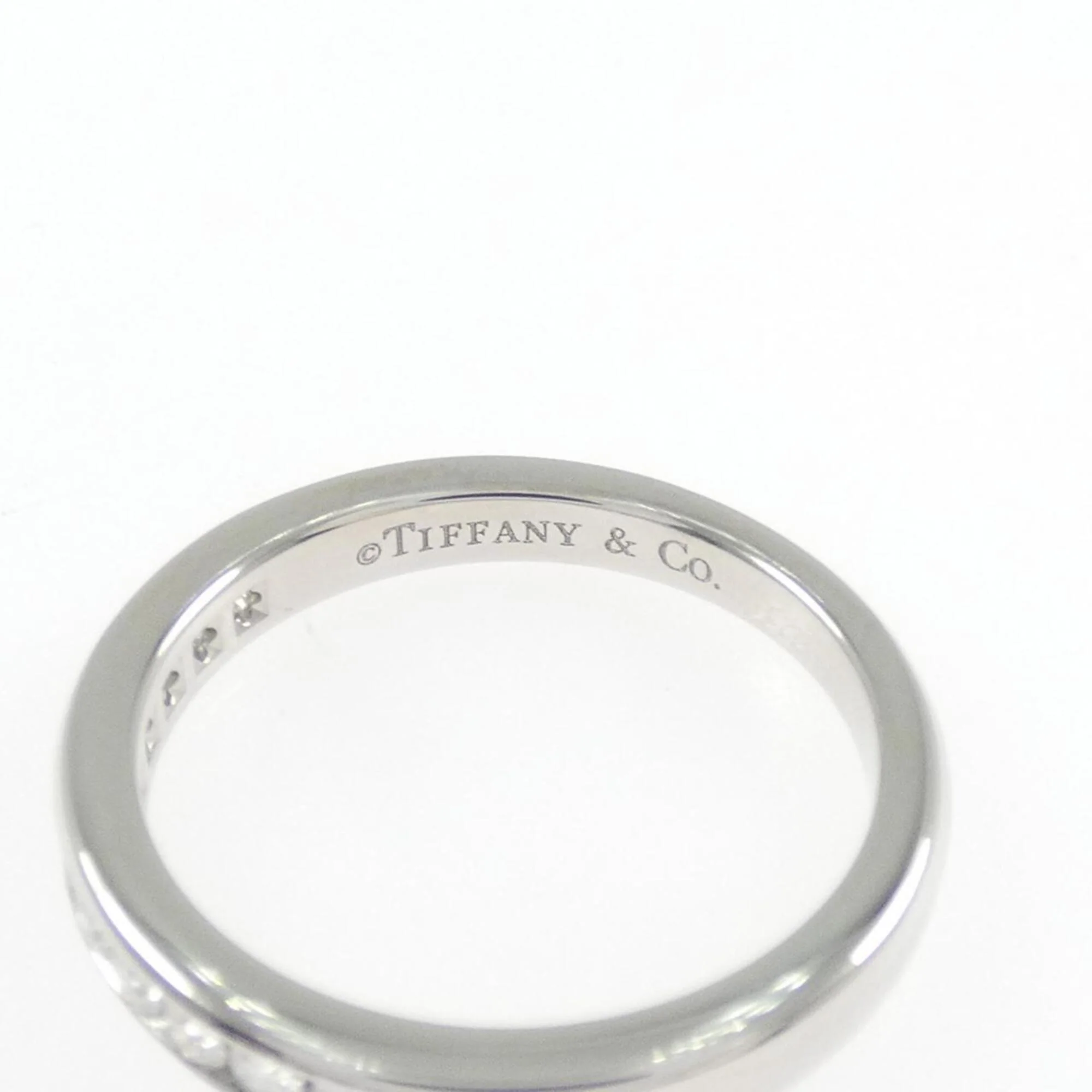 Band Ring Platinum with Diamond - Image 4