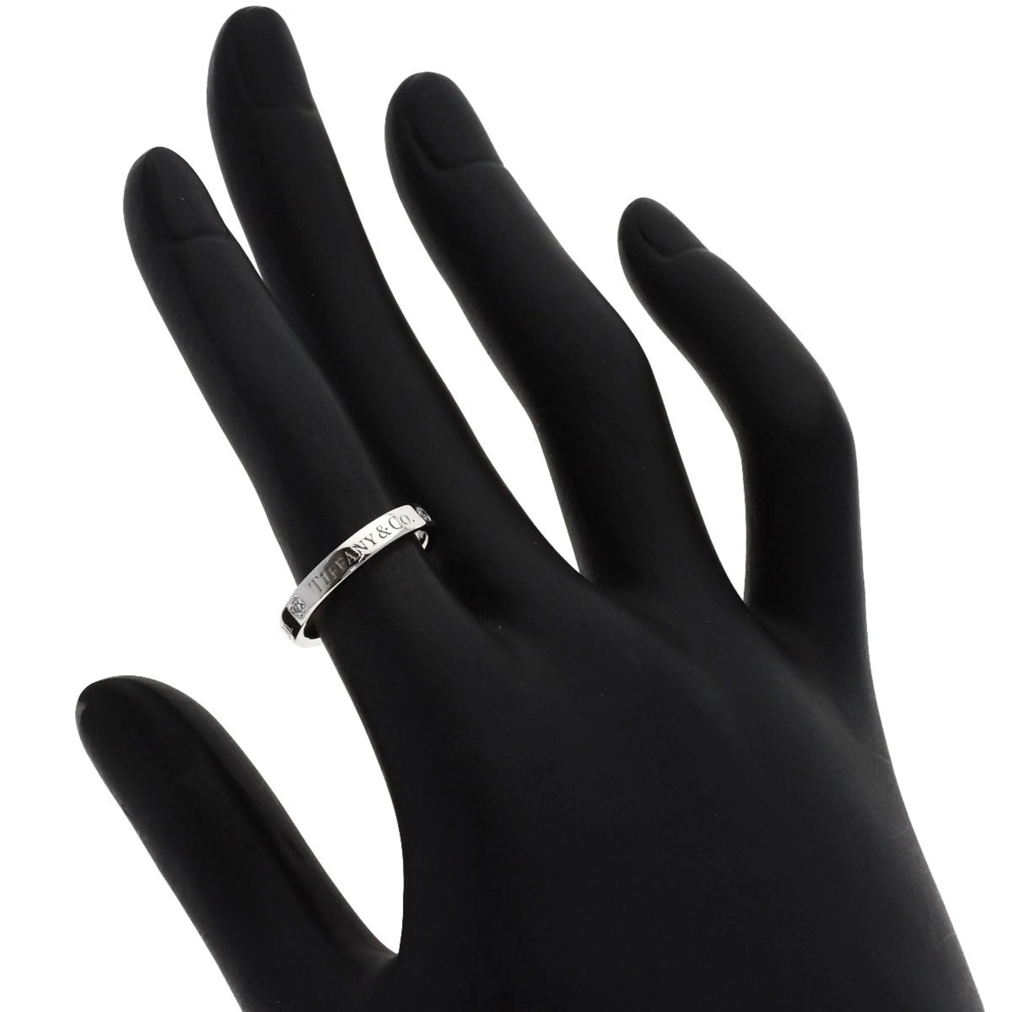 Band Ring Platinum with Diamond - Image 5