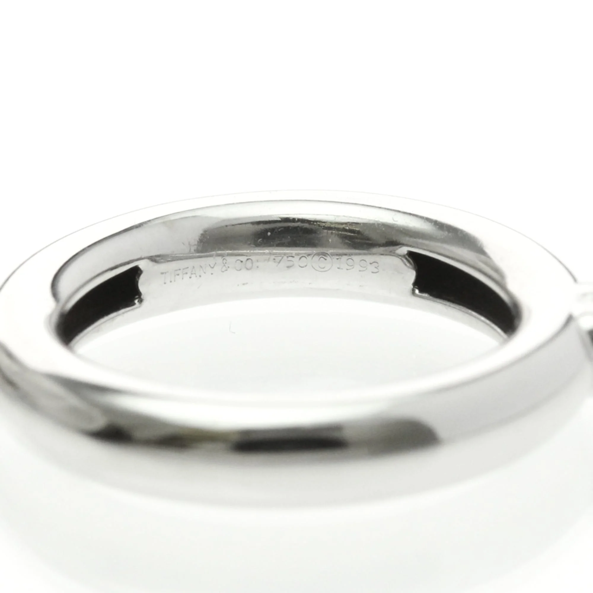 Band Ring Platinum with Diamond - Image 8