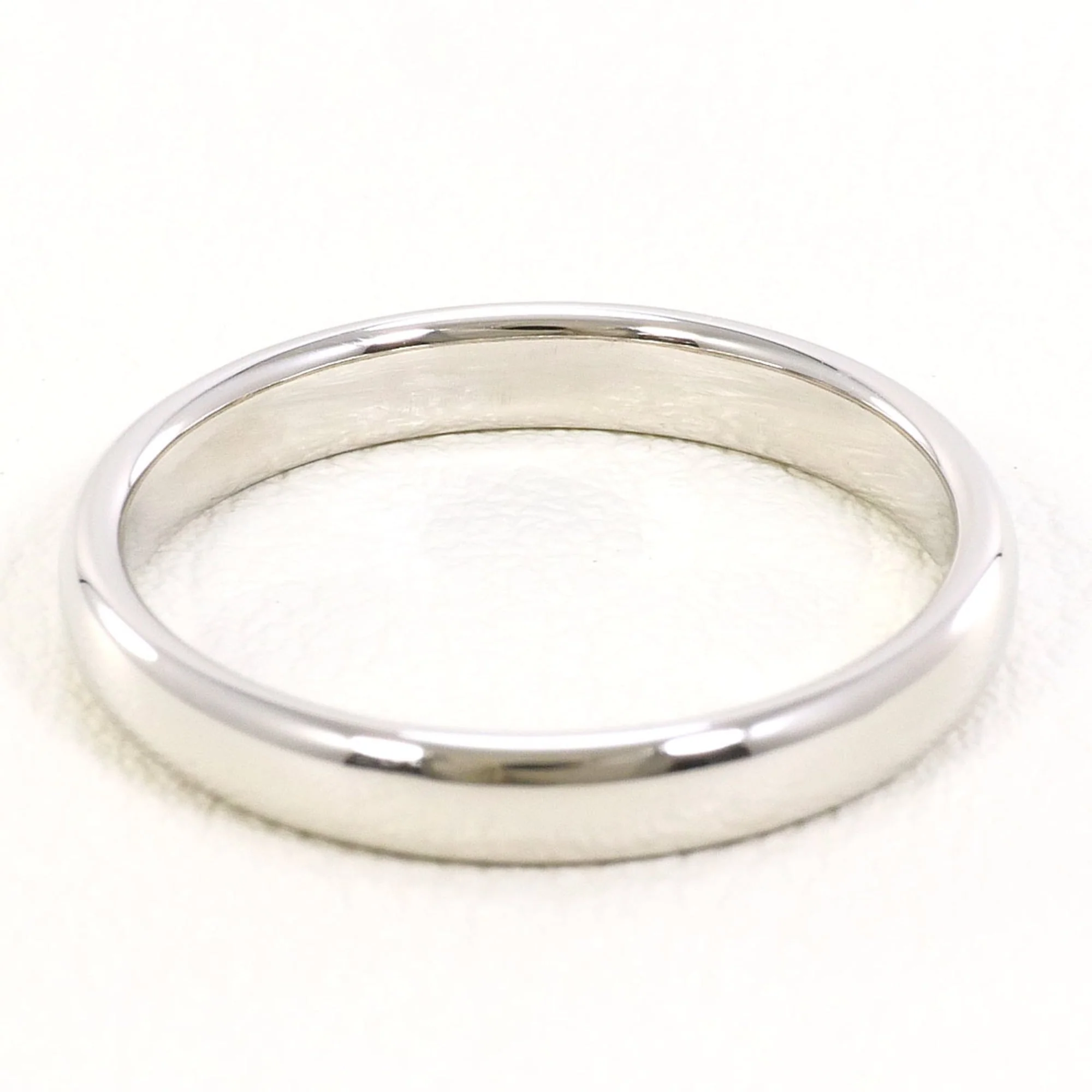 Classic Band Ring Platinum - Image 3