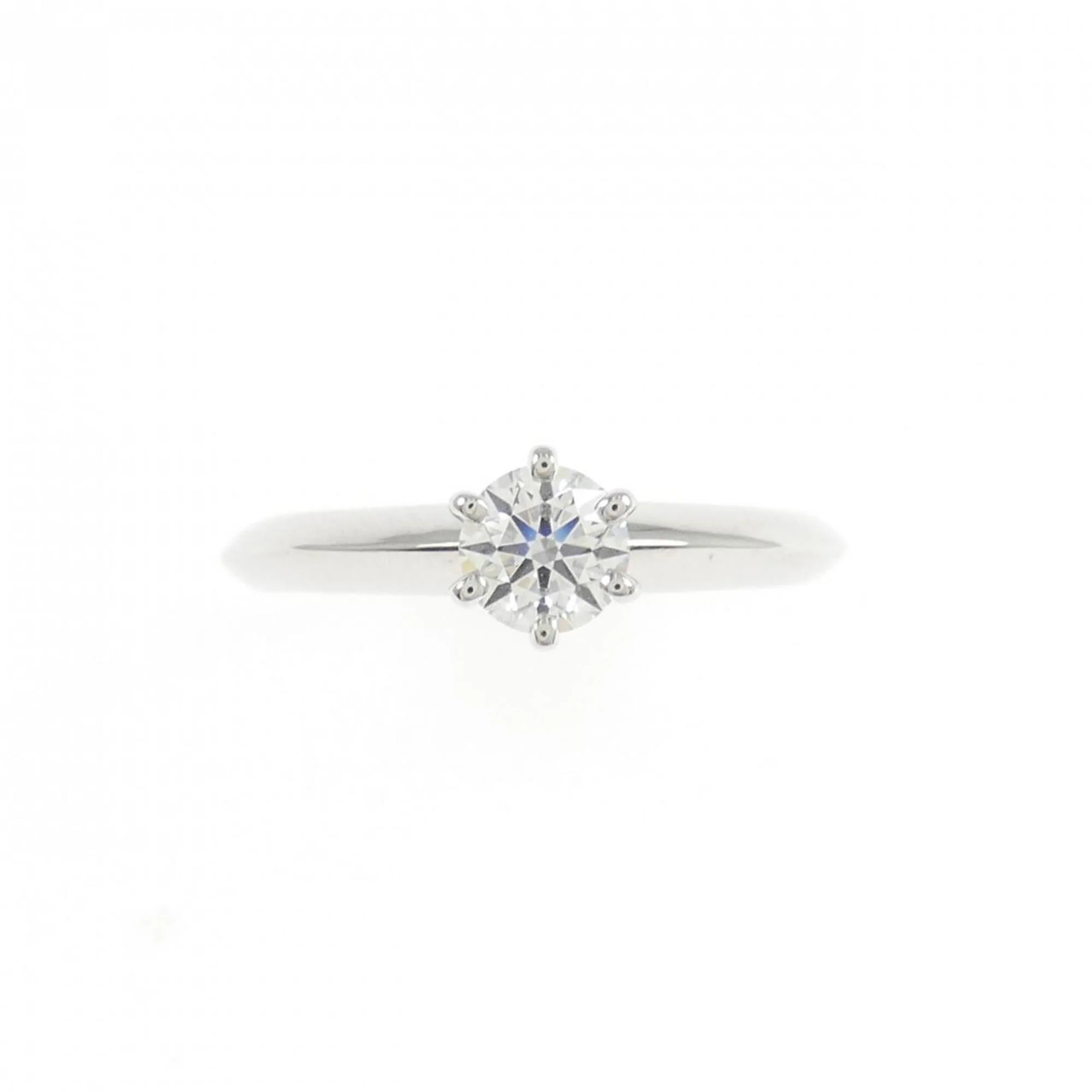Classic Solitaire Ring Platinum with Diamond - Image 2
