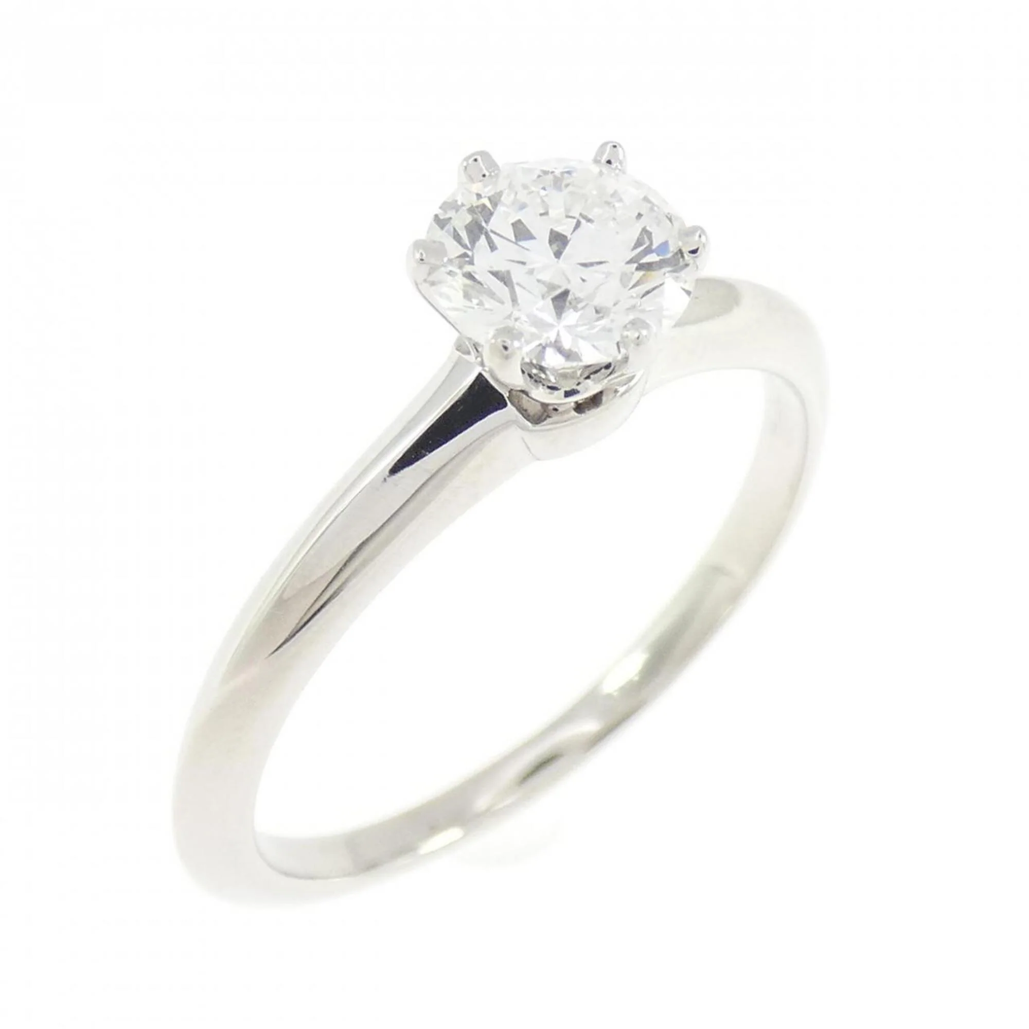 Classic Solitaire Ring Platinum with Diamond