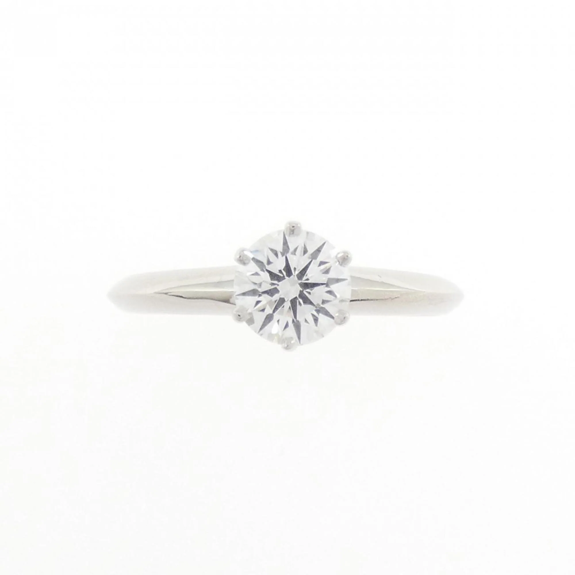Classic Solitaire Ring Platinum with Diamond - Image 2