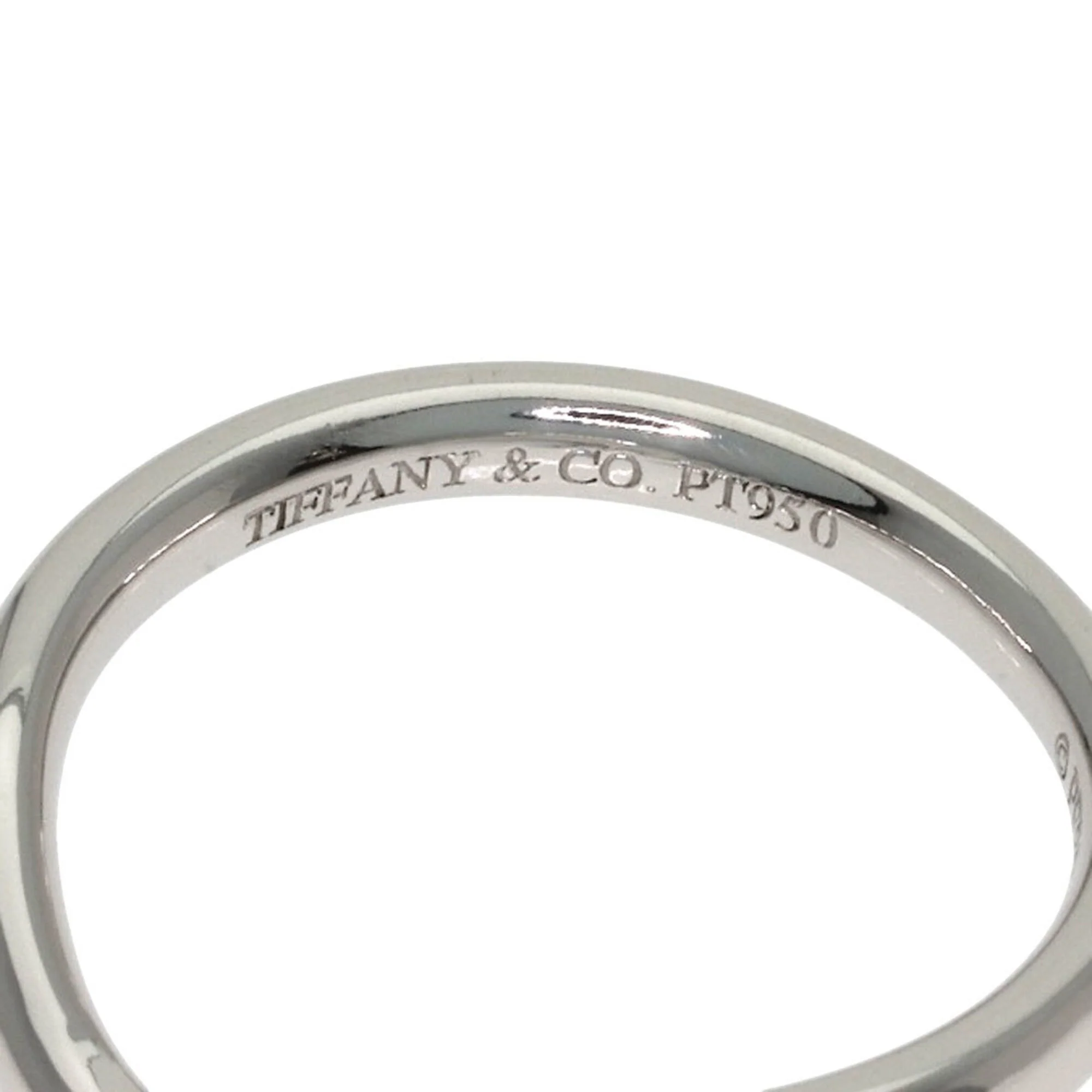 Curved Band Ring Platinum - Image 5