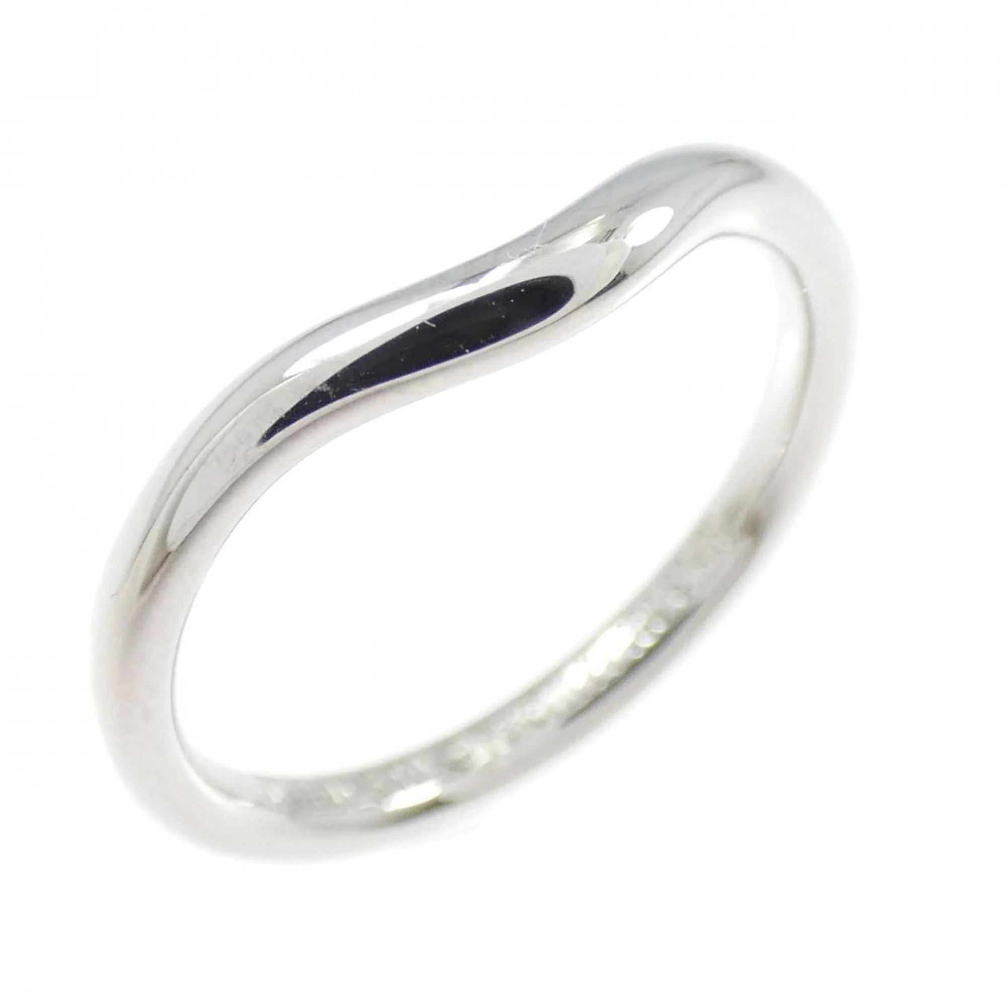 Curved Ring Platinum
