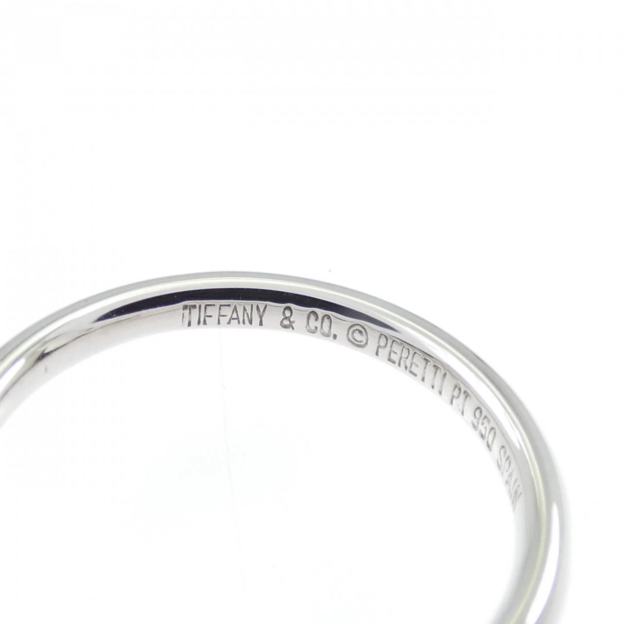 Curved Ring Platinum - Image 4