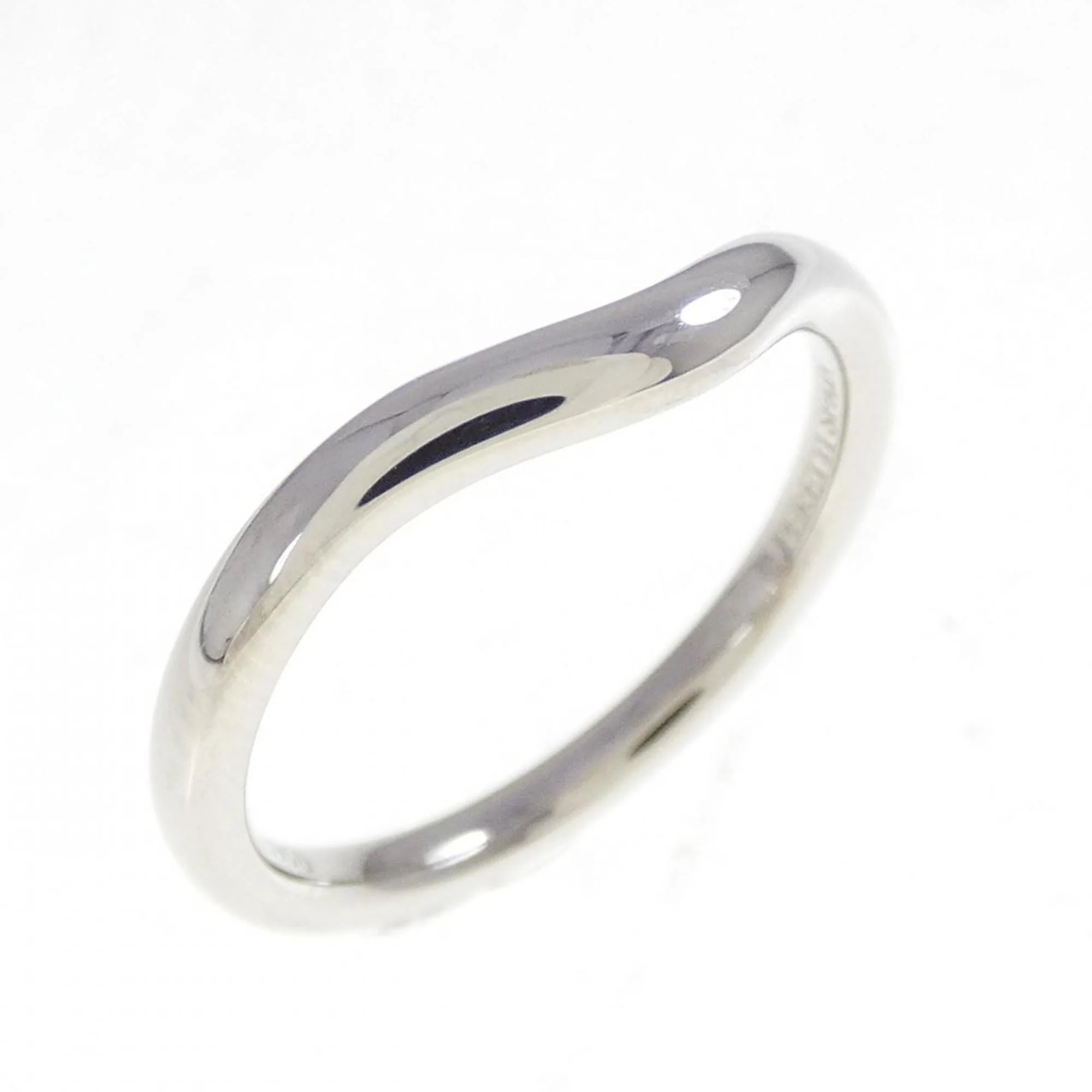 Curved Ring Platinum