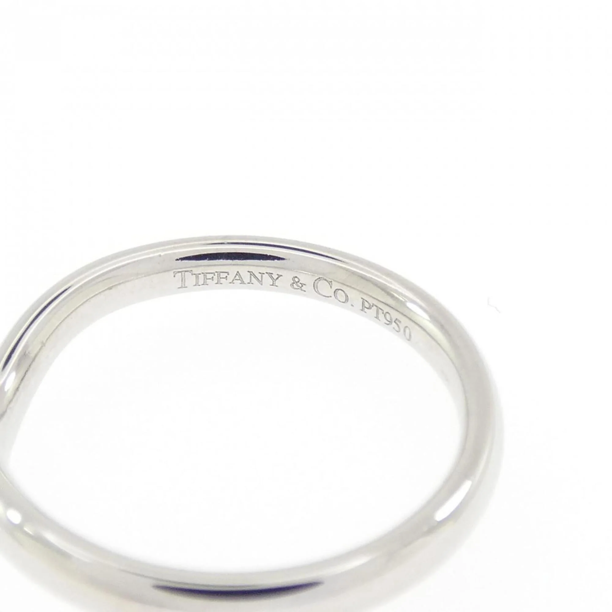 Curved Ring Platinum with Diamond - Image 4