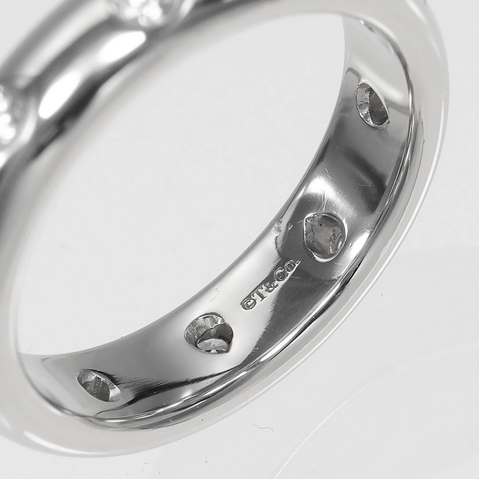 Dots Ring Platinum with Diamond - Image 5