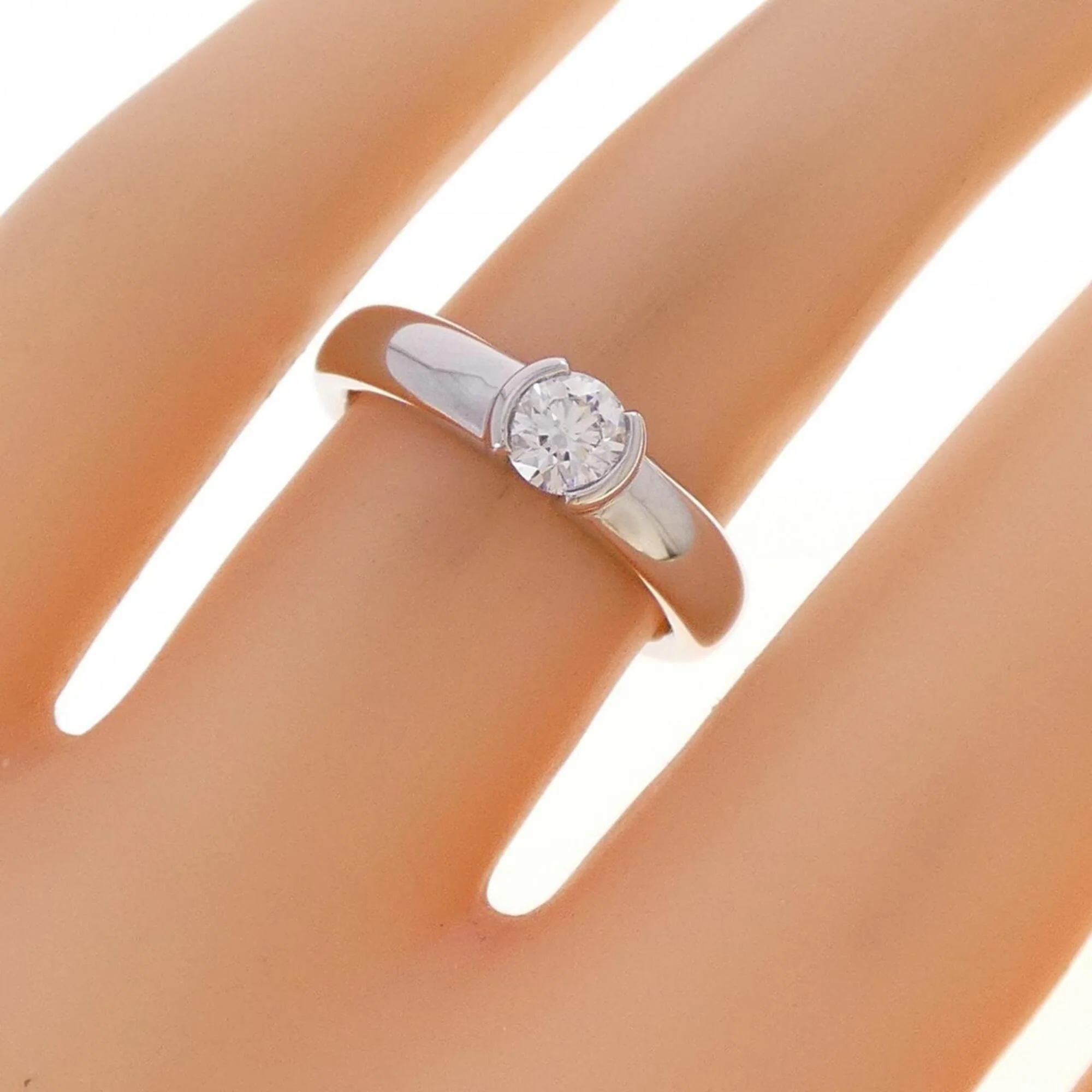 Dots Ring Platinum with Diamond - Image 5