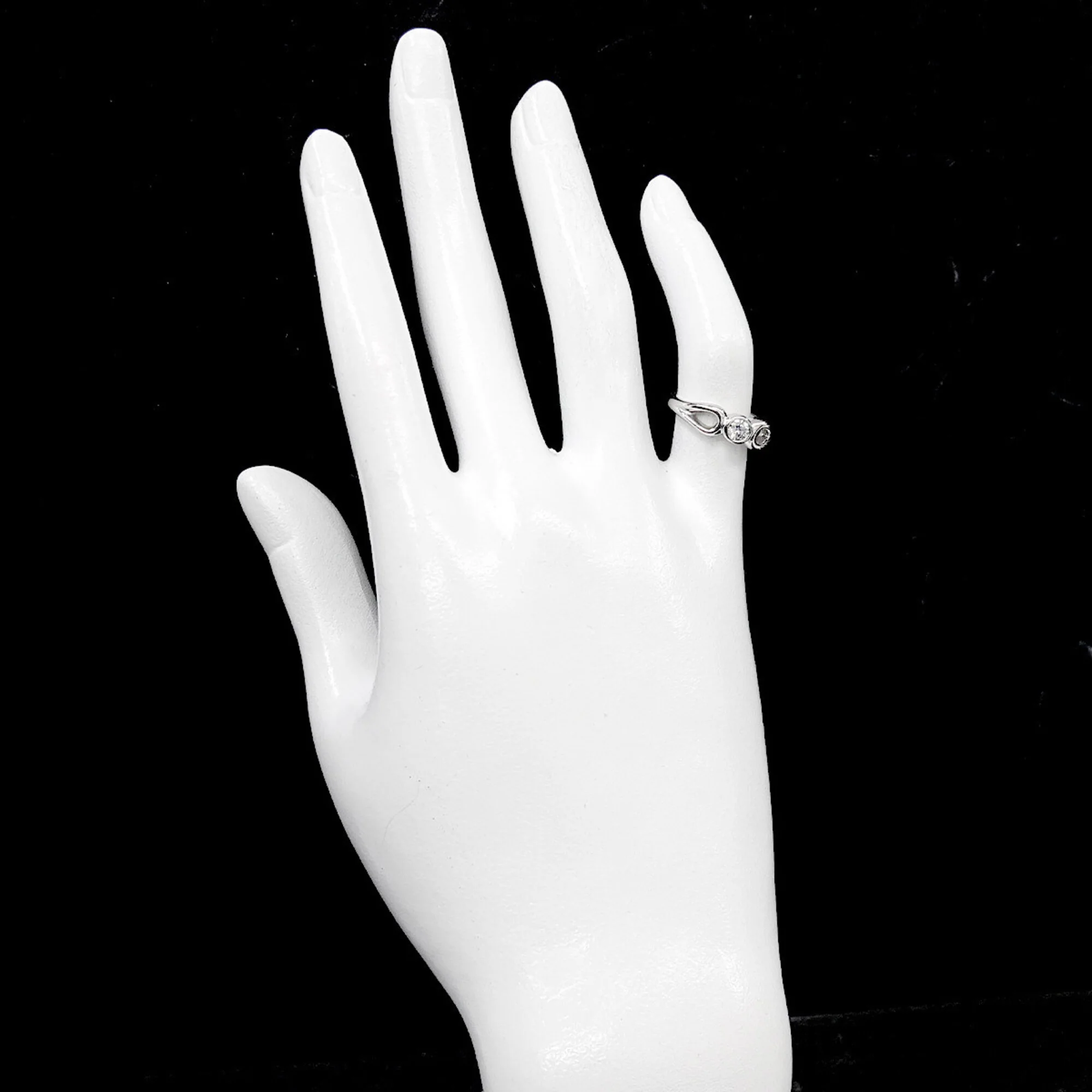 Double Teardrop Ring Platinum - Image 7