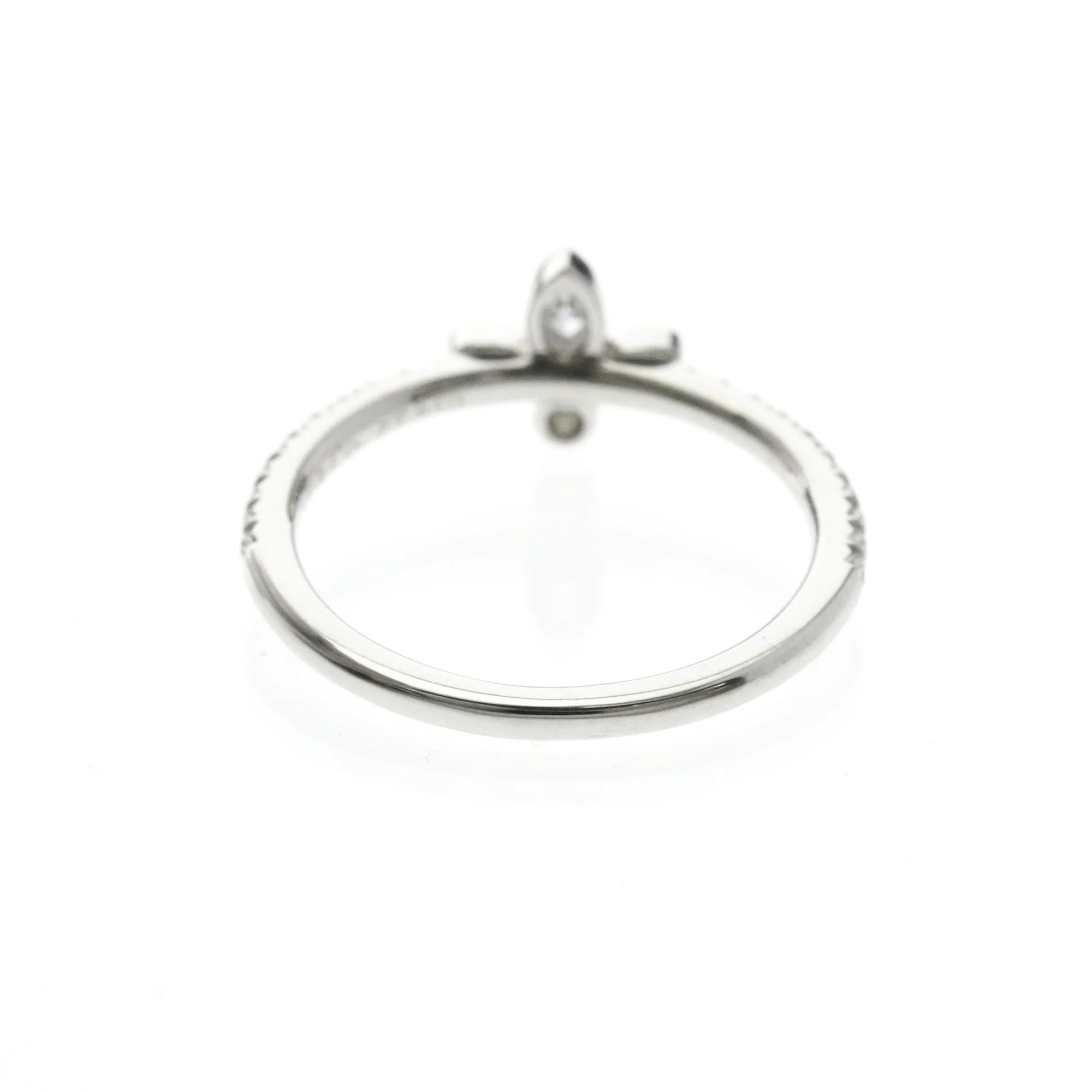Fleur De Lis Band Ring Platinum with Diamond - Image 3