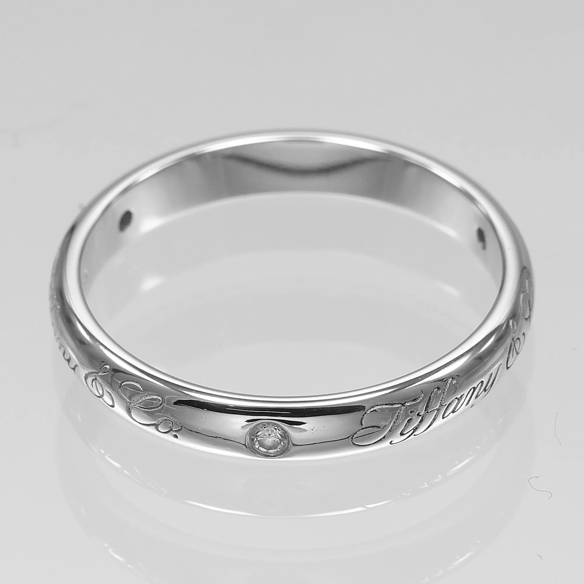 Lucida Ring Platinum with Diamond - Image 7