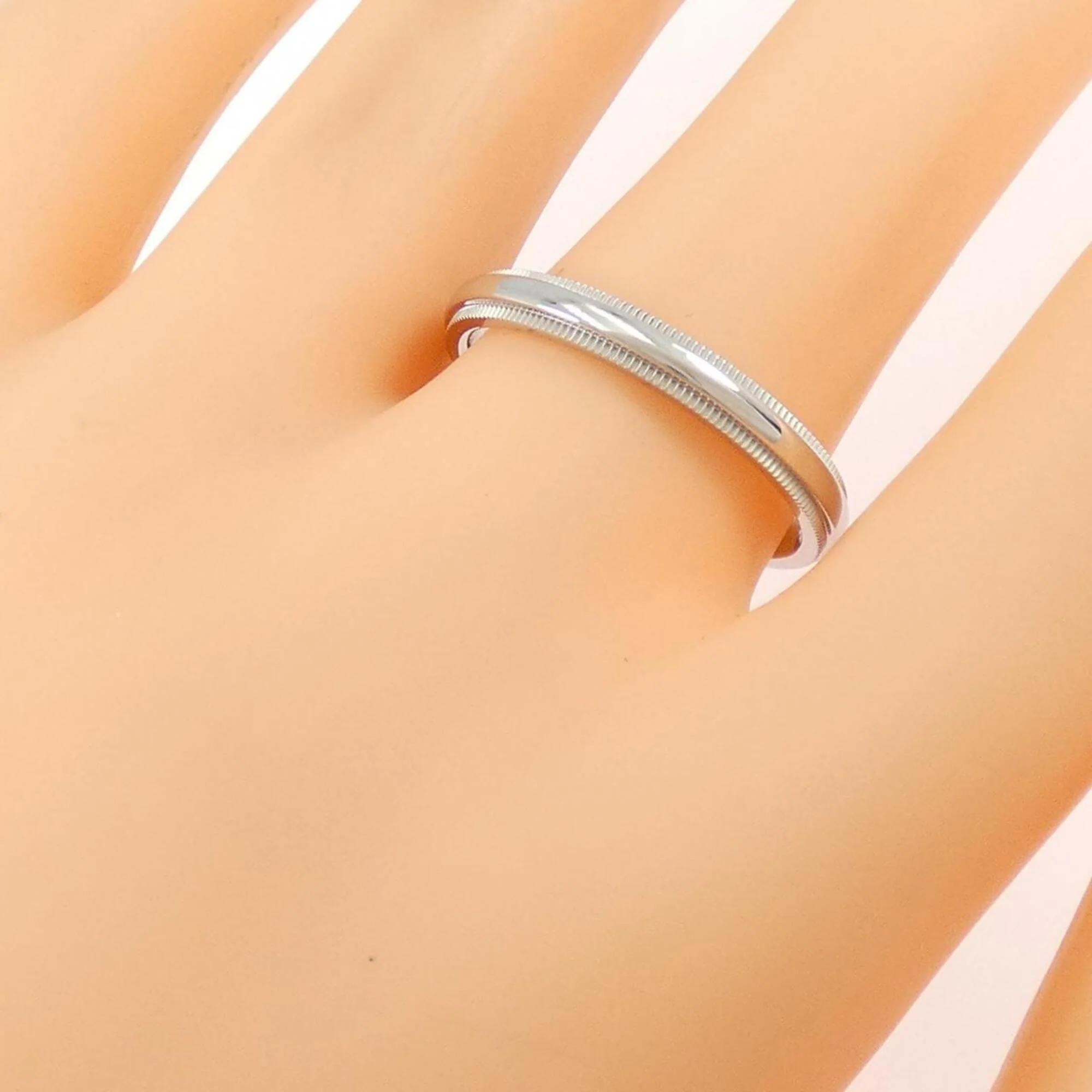 Milgrain Ring Platinum - Image 4