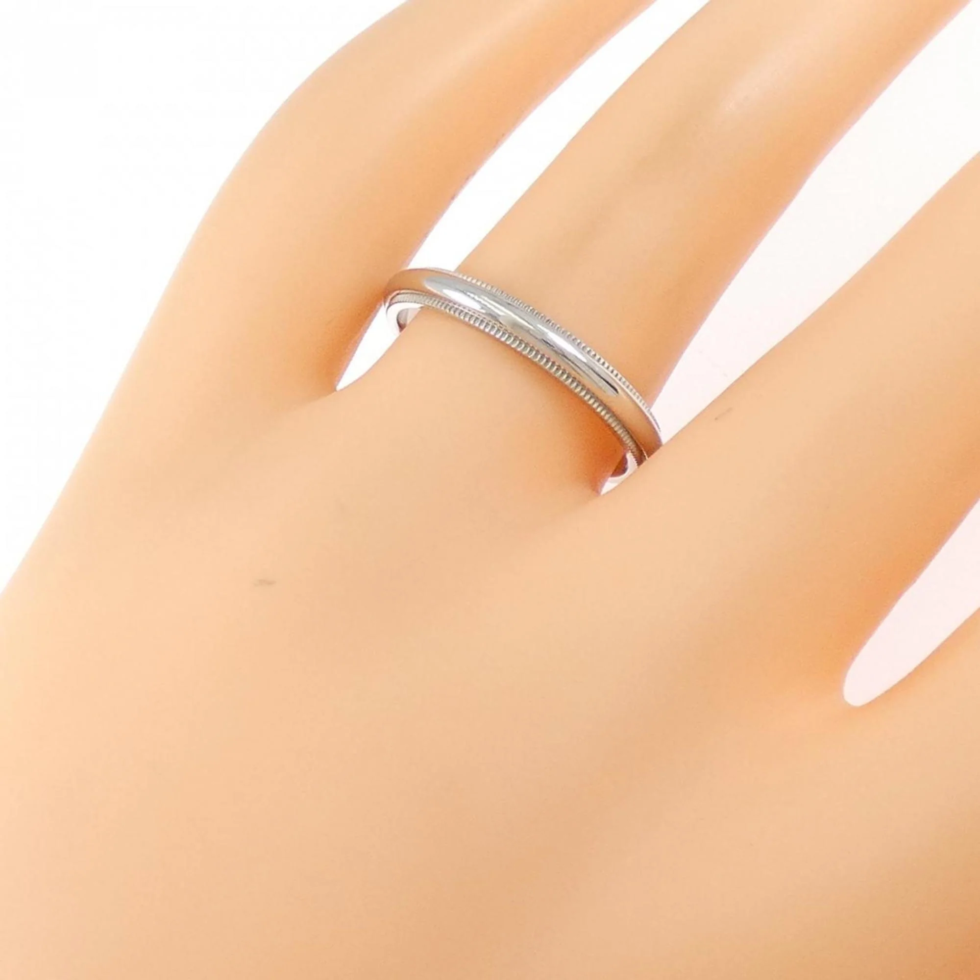 Milgrain Ring Platinum - Image 4