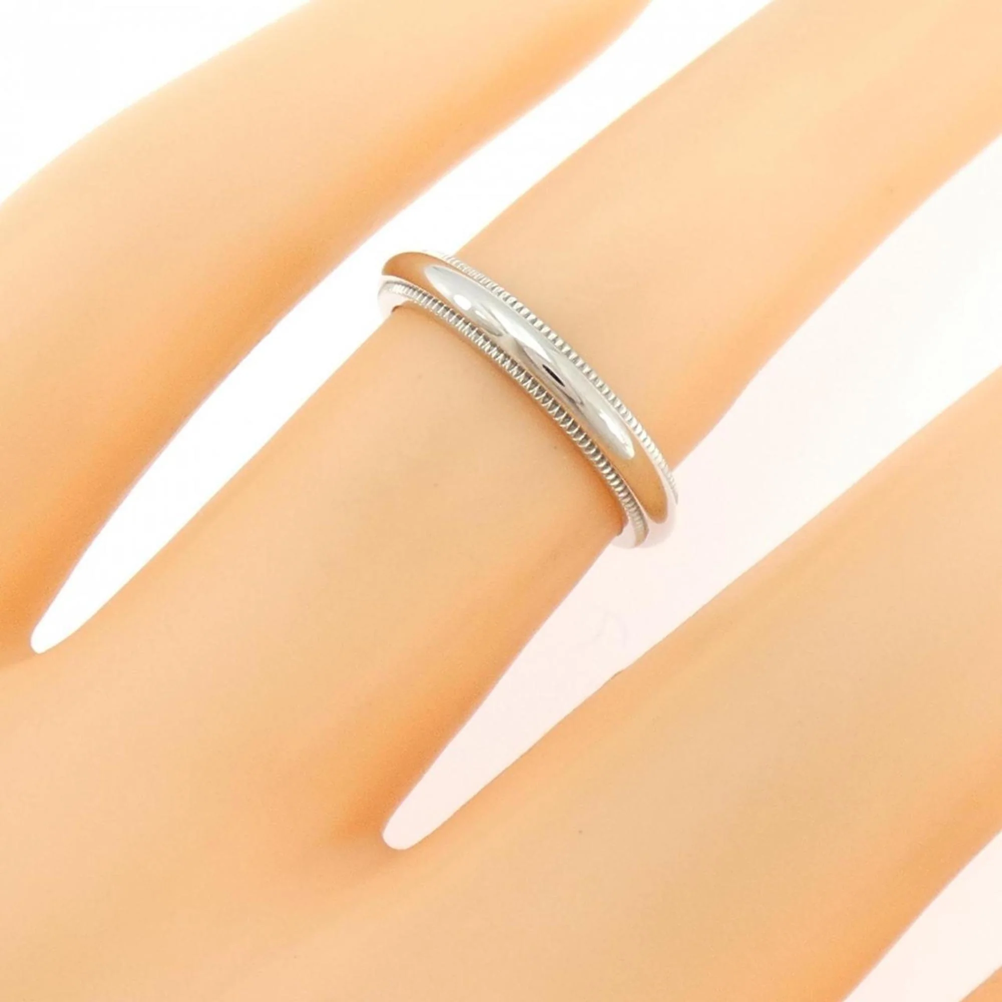 Milgrain Ring Platinum - Image 4