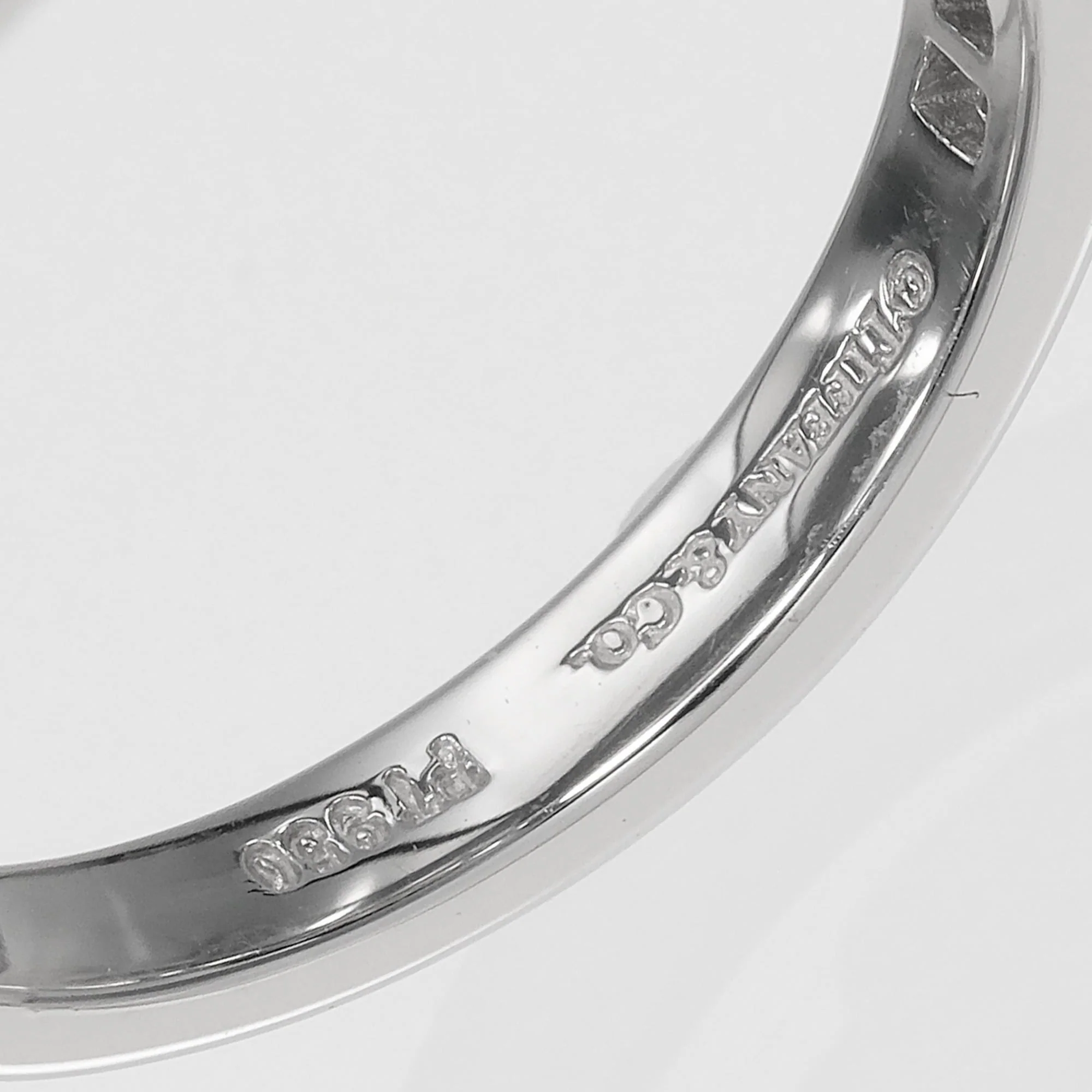 Platinum Ring With Diamond - Image 4