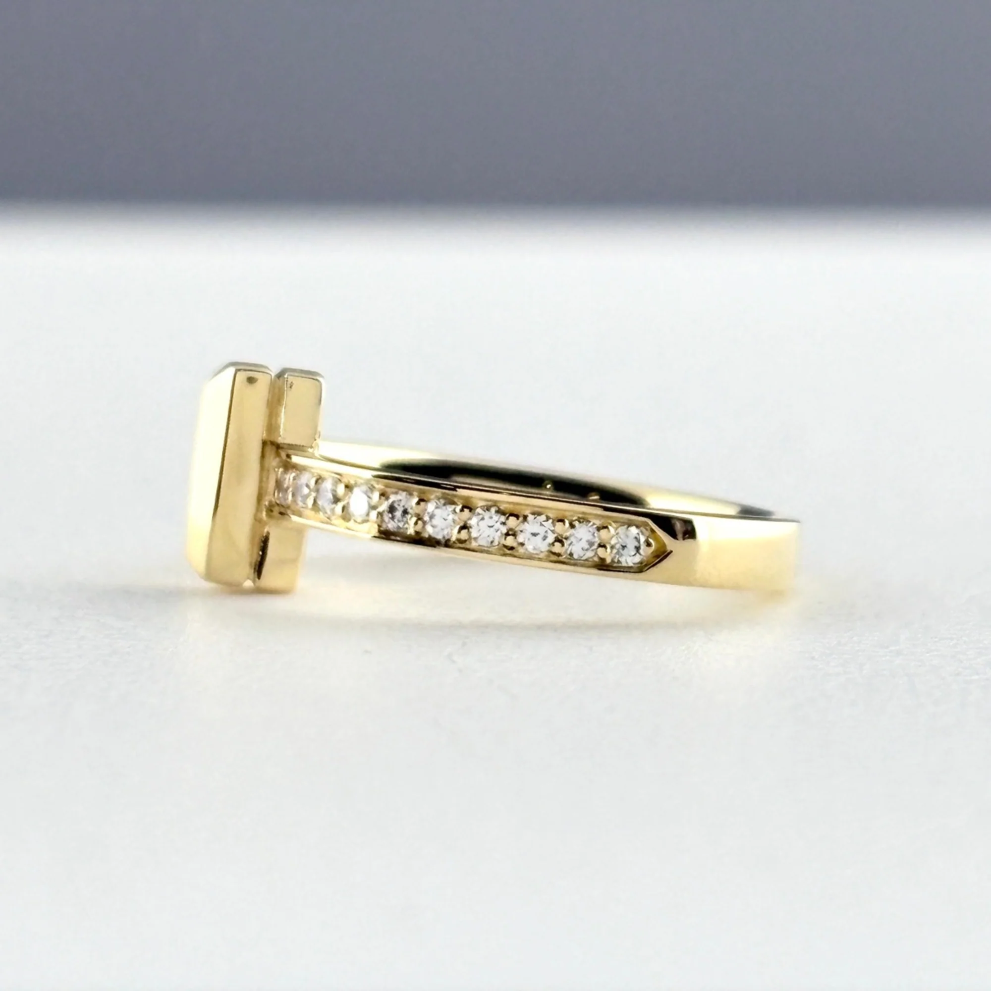 Ring 18K Yellow Gold With Small Diamonds - Image 5