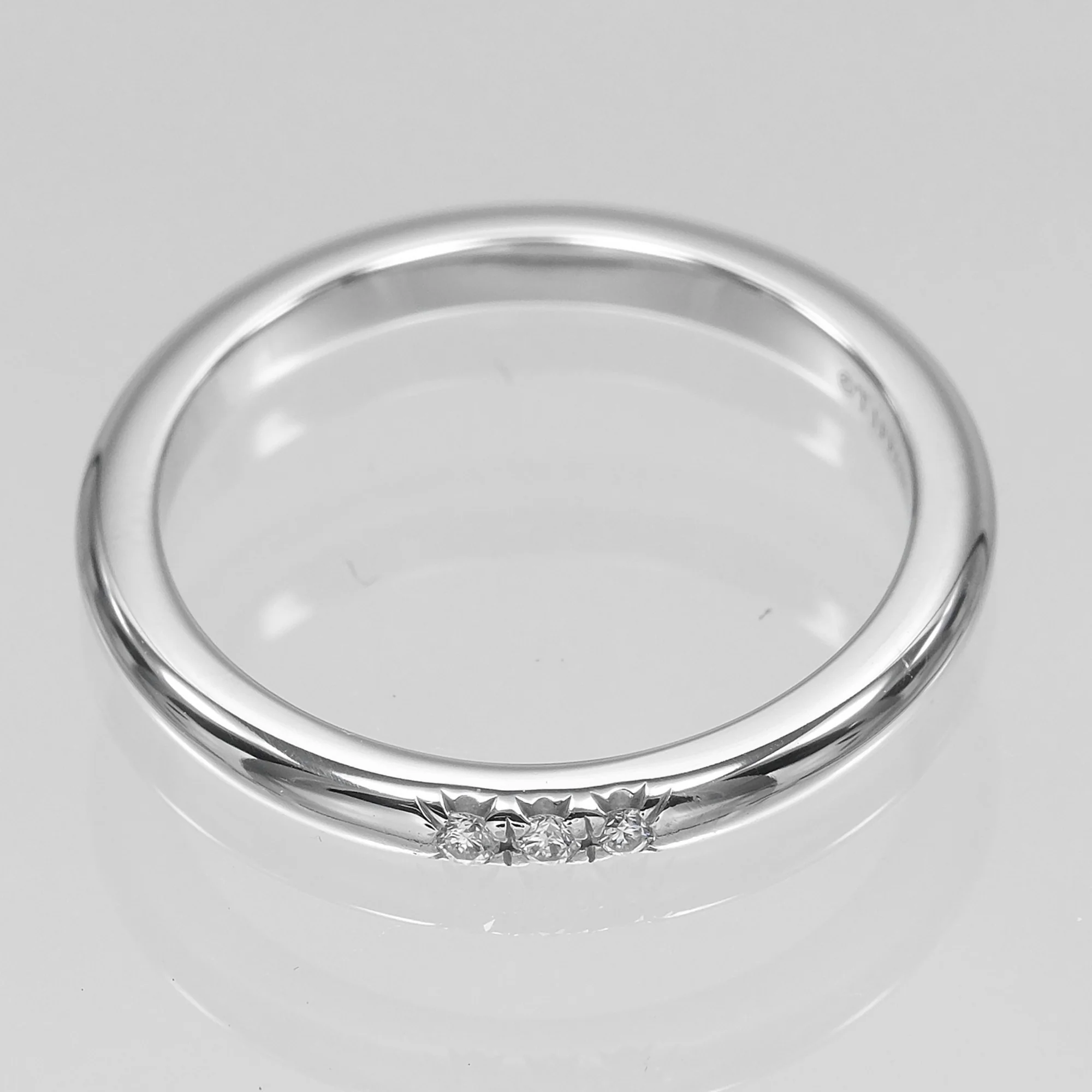 Ring Platinum With Diamond - Image 5