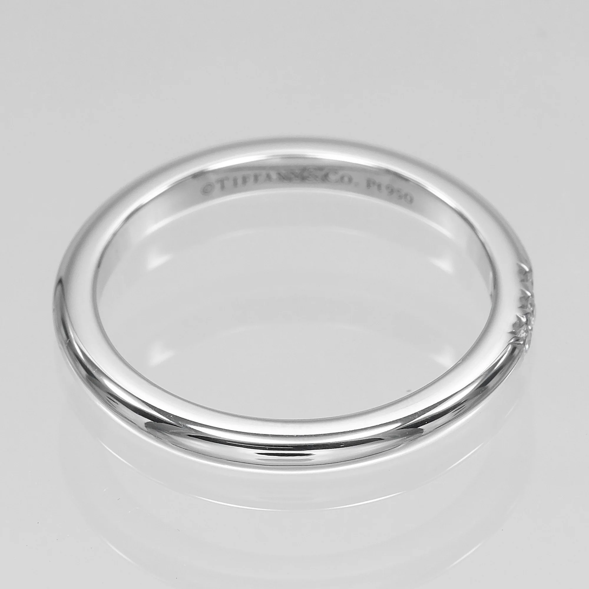 Ring Platinum With Diamond - Image 6