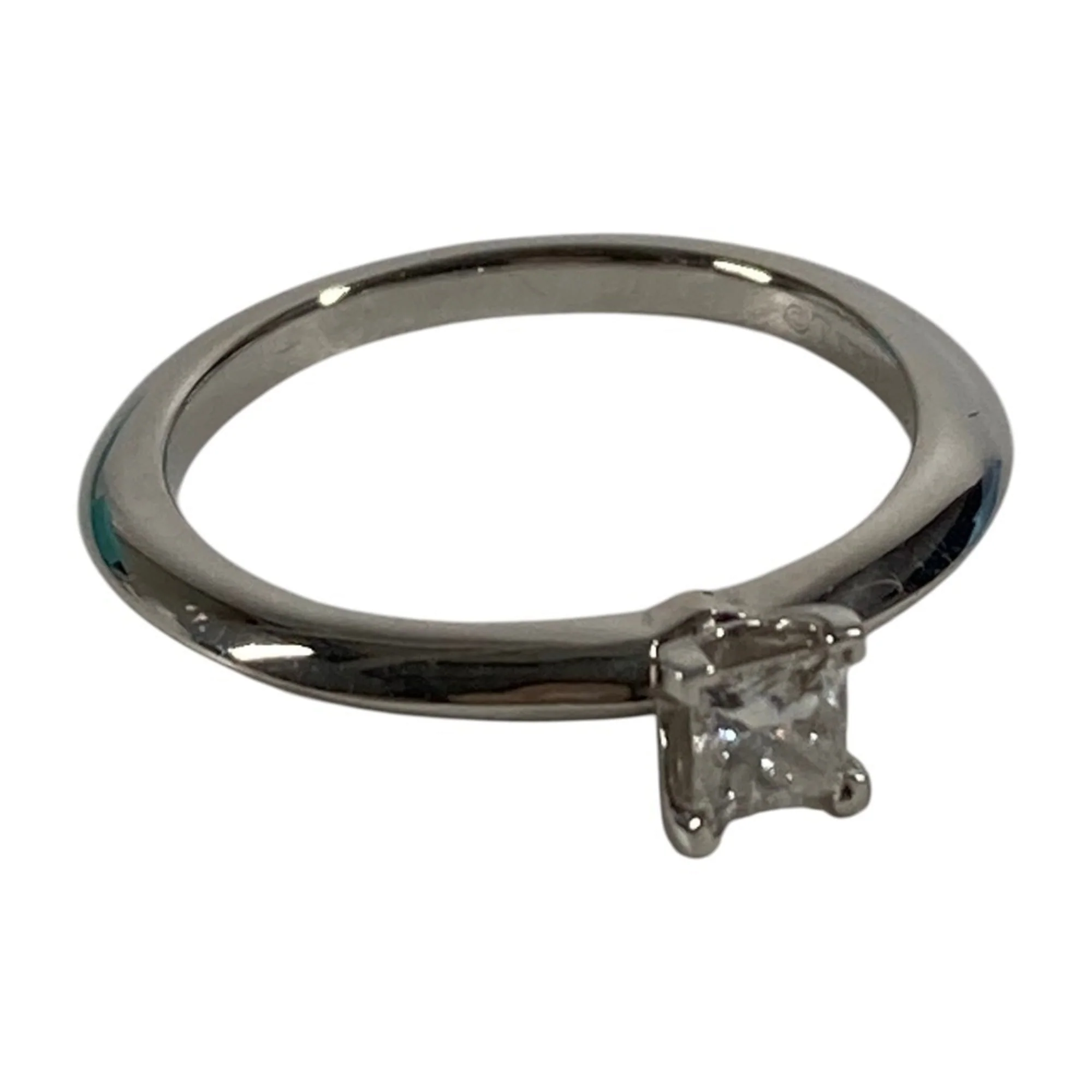 Ring Platinum with Diamond - Image 8