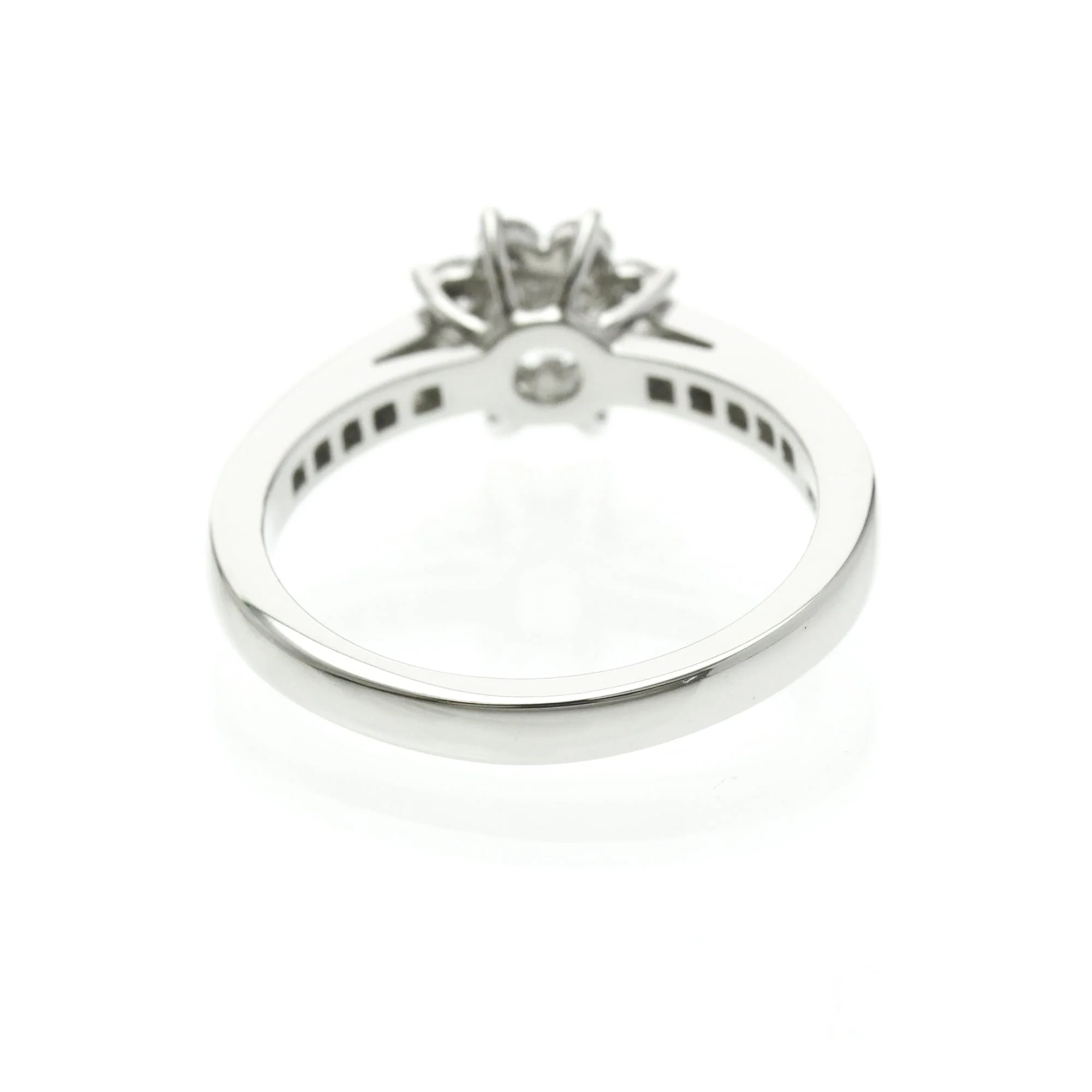 Ring Platinum With Diamond - Image 3