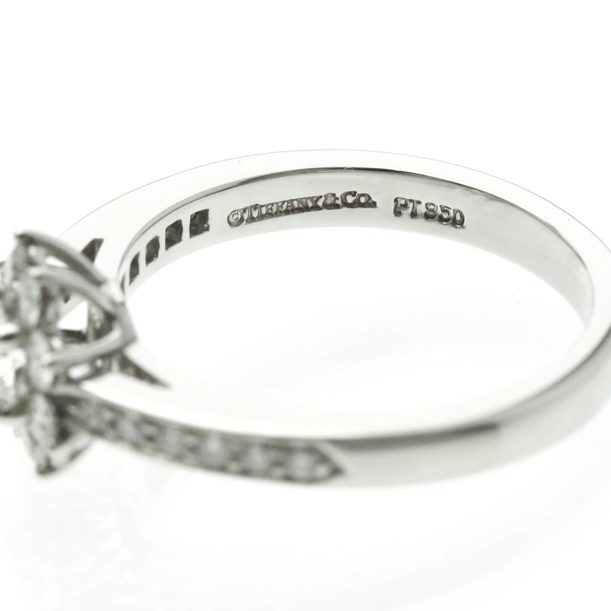 Ring Platinum With Diamond - Image 6