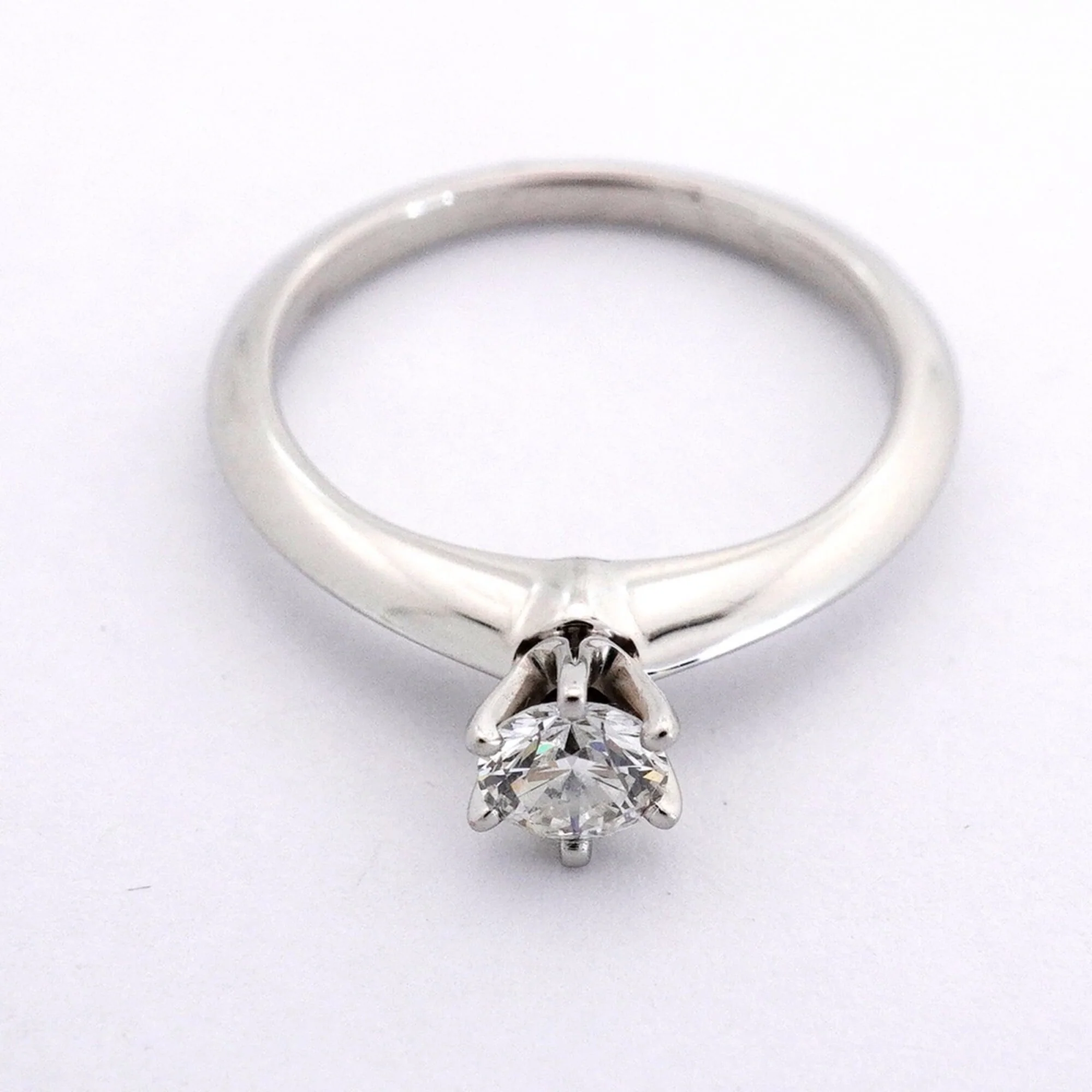 Ring Platinum with Diamond - Image 3