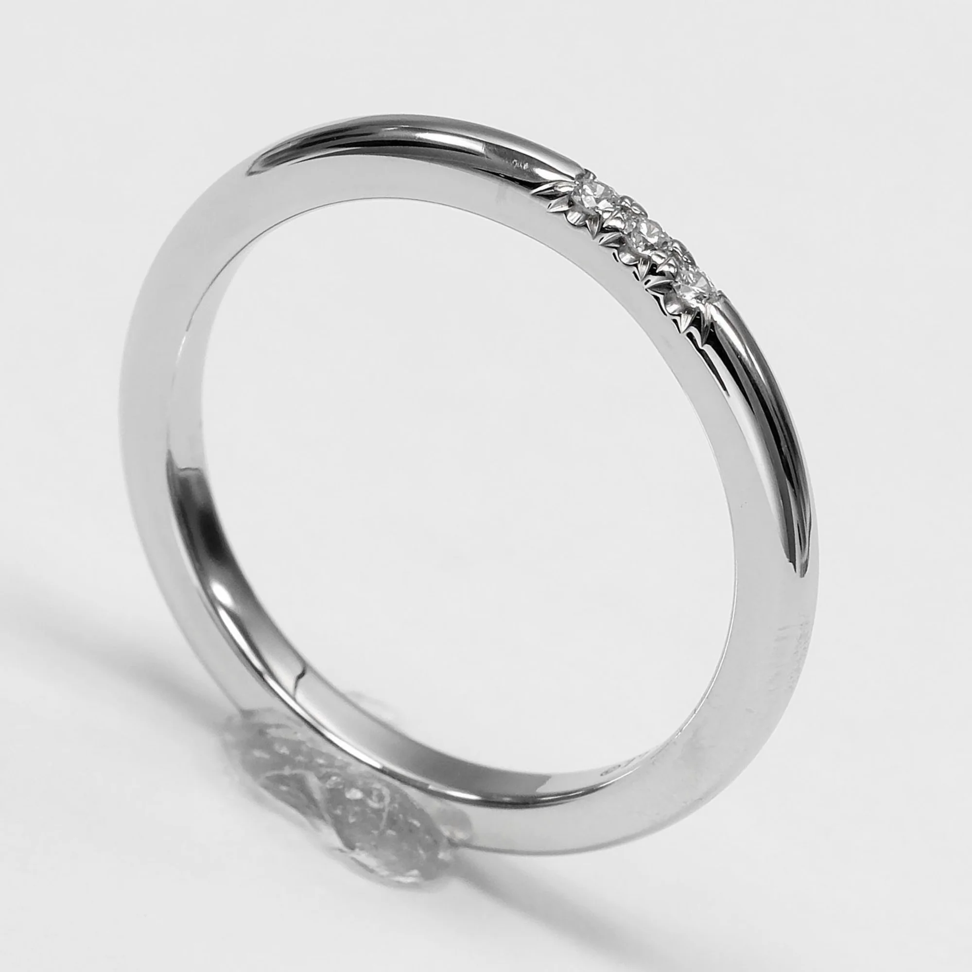 Ring Platinum with Diamond - Image 3