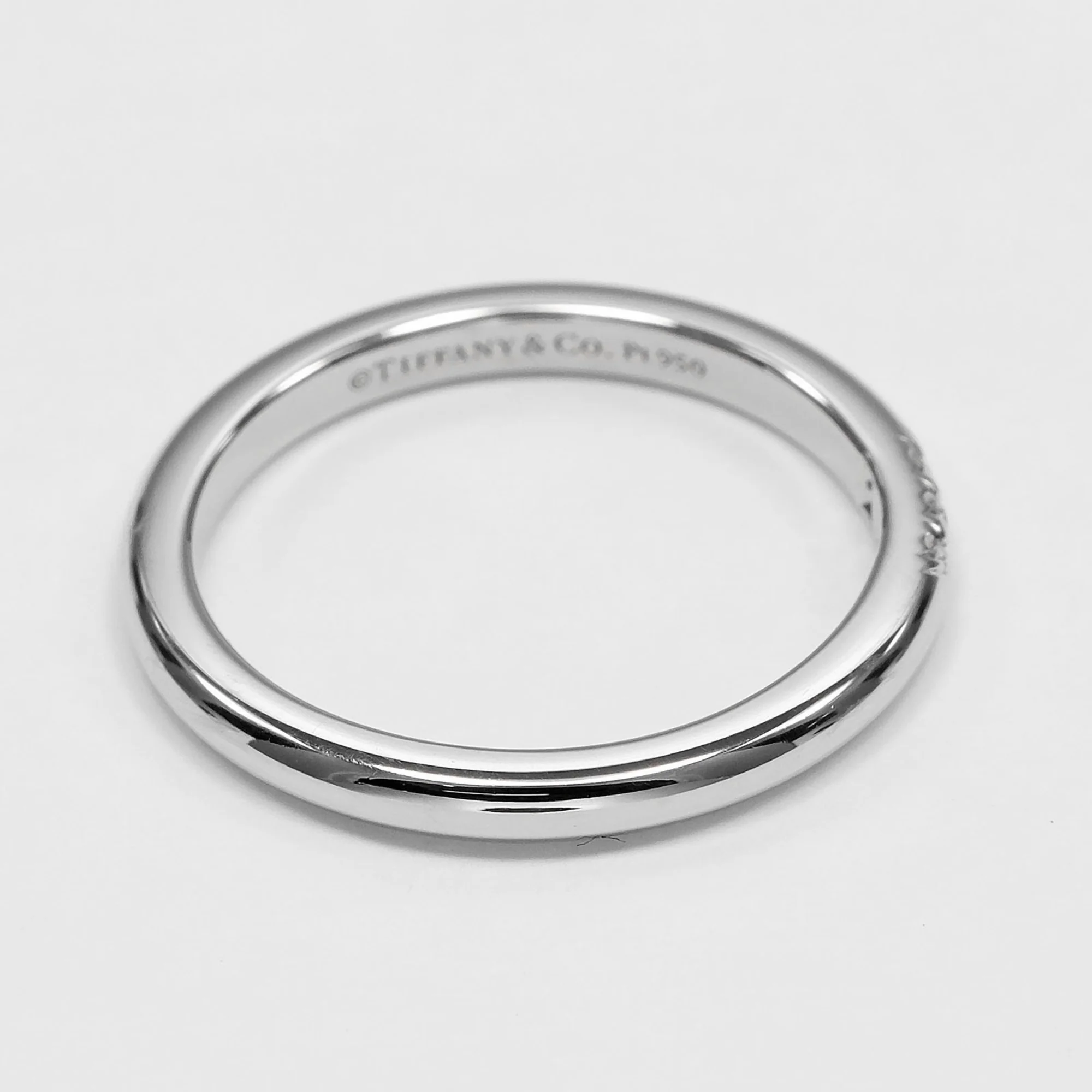 Ring Platinum with Diamond - Image 7