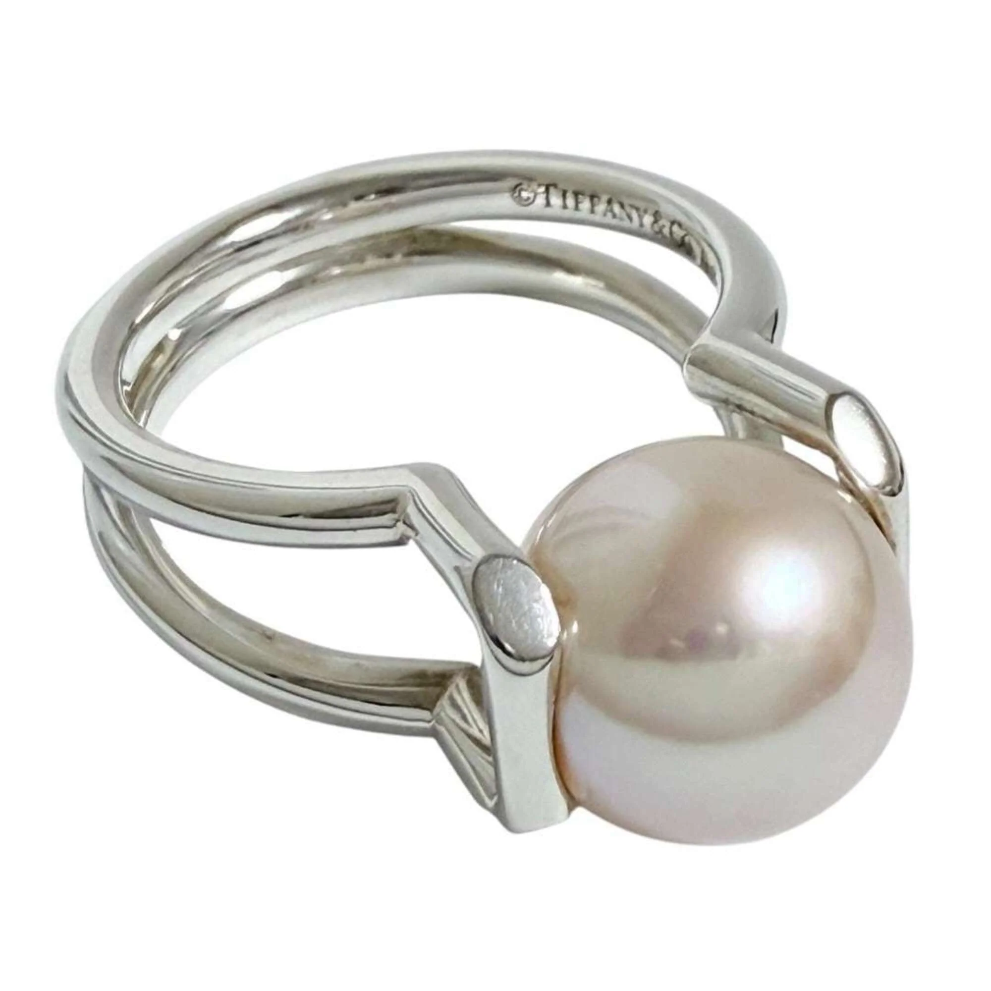 Ring Sterling Silver with Freshwater Pearl