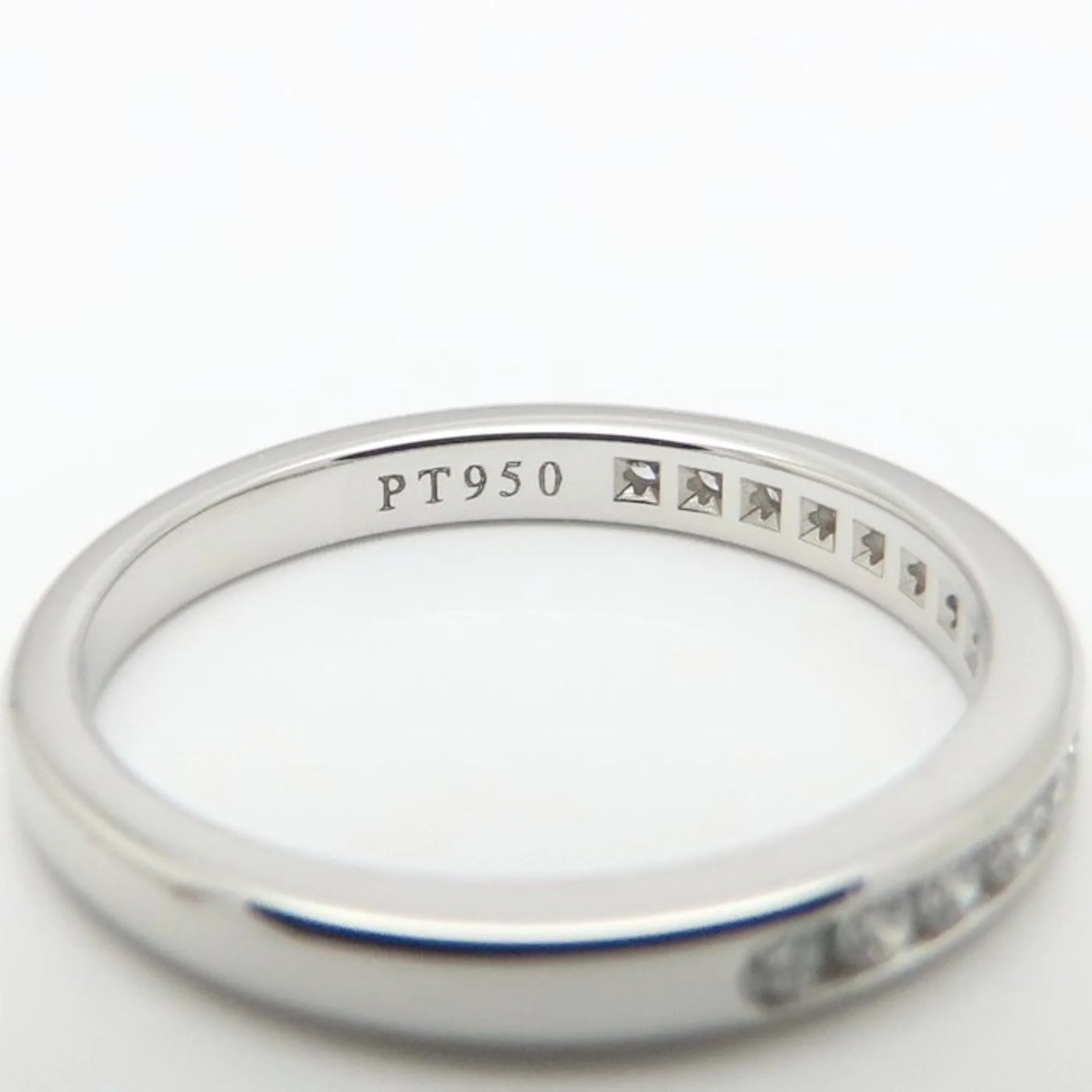Ring With Diamond - Image 7