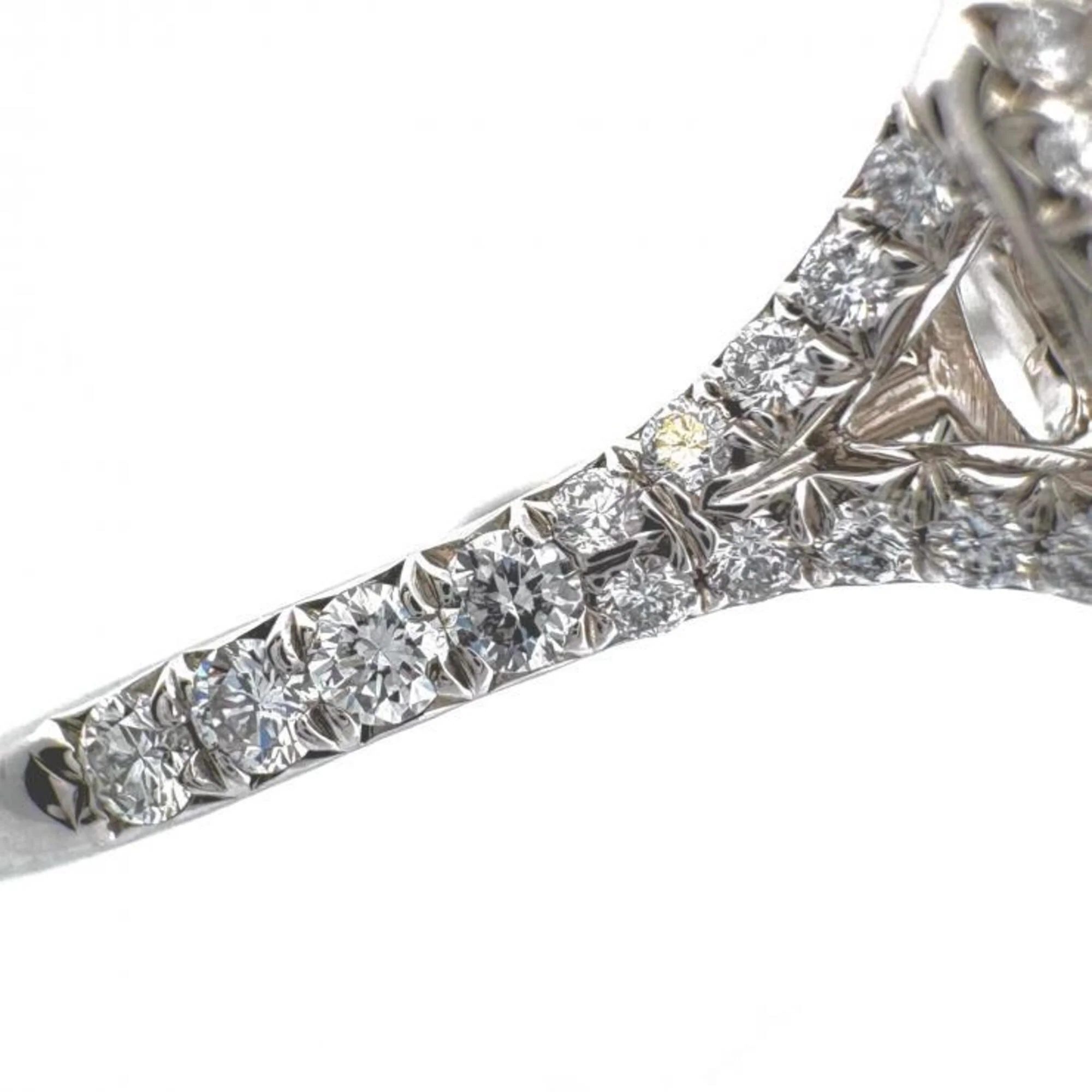 Soleste Ring Platinum with Diamonds - Image 3
