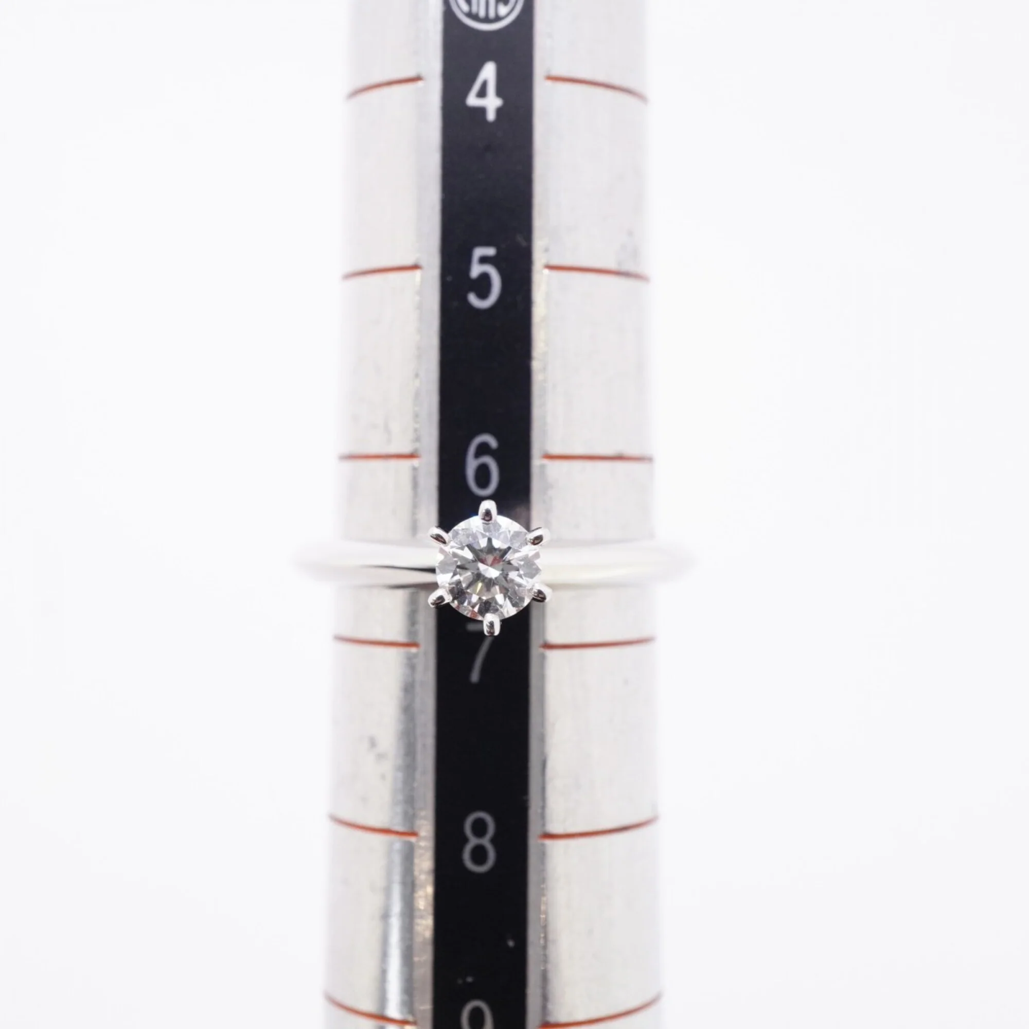 Solitaire Ring Platinum and Diamond - Image 6