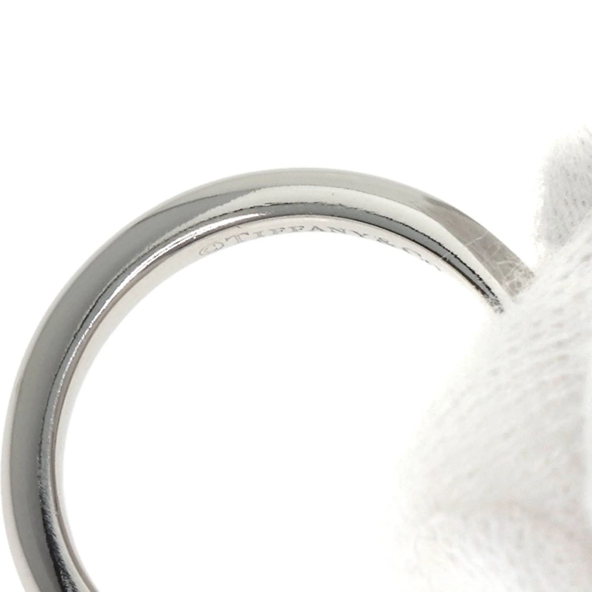 Solitaire Ring Platinum with Diamond - Image 9