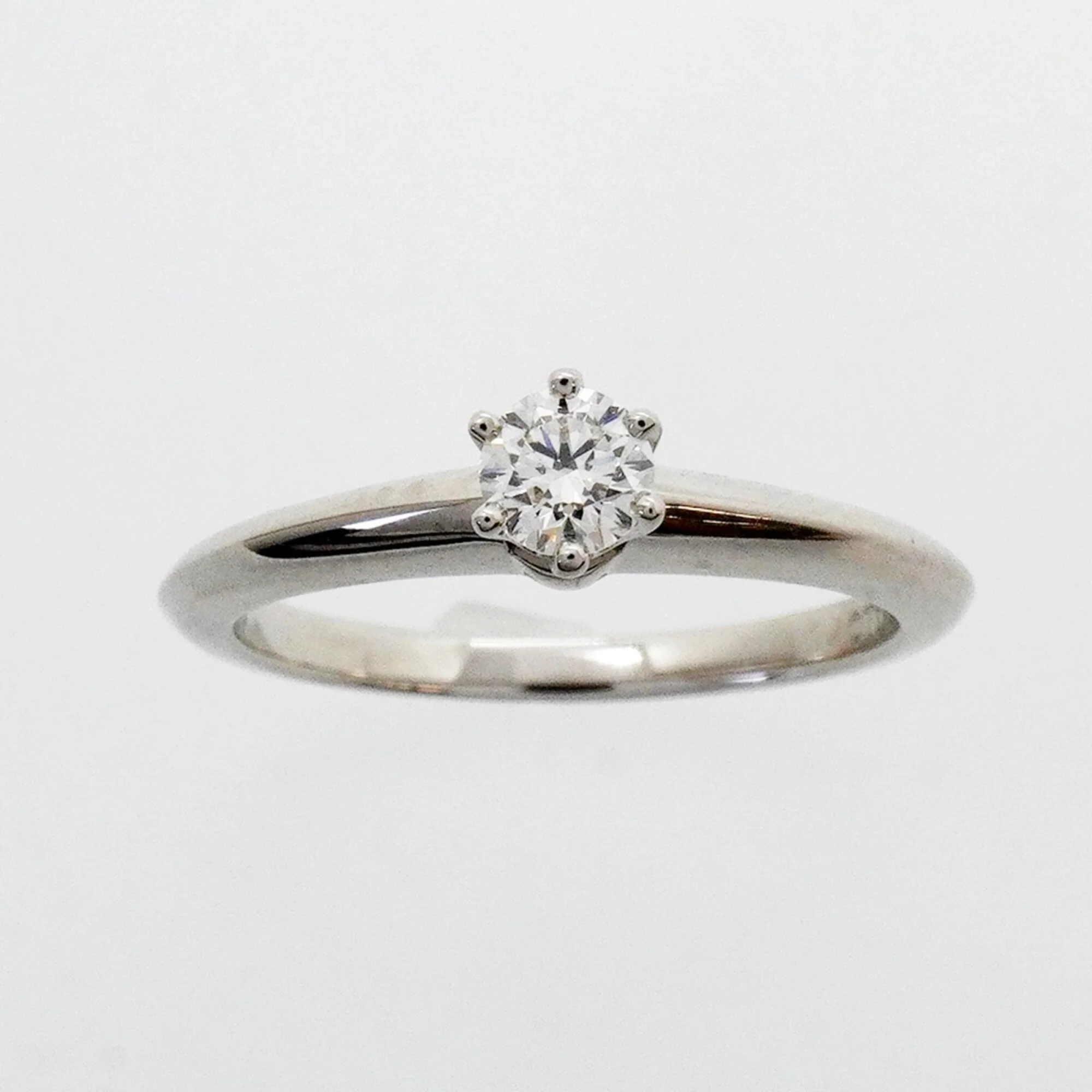 Solitaire Ring Platinum with Diamond - Image 2
