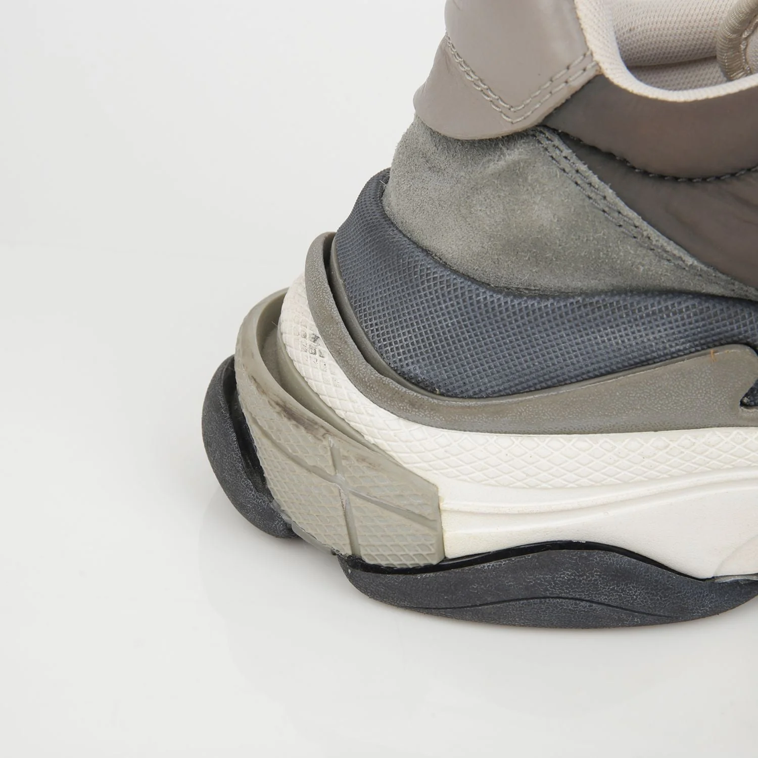 Men's Triple Sneakers Size - Image 10