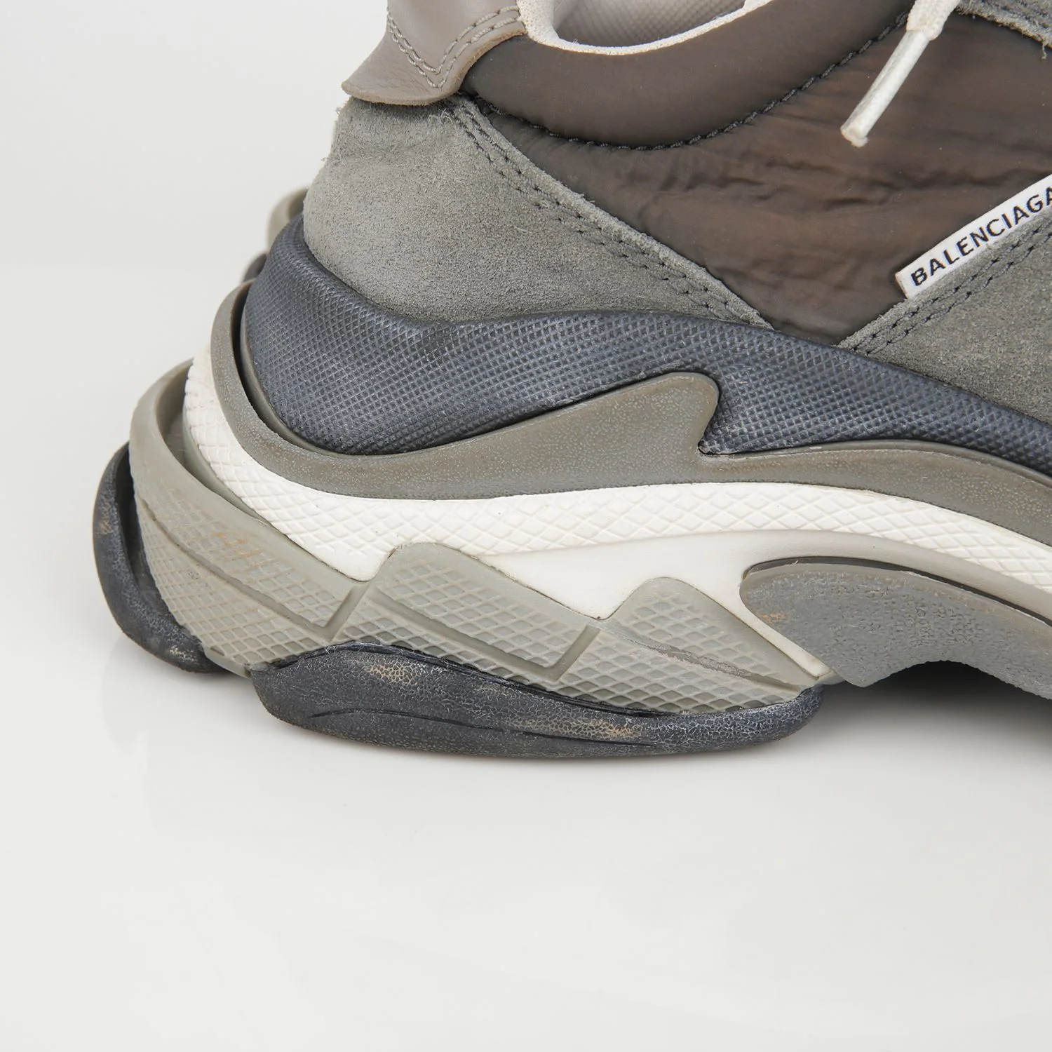 Men's Triple Sneakers Size - Image 3