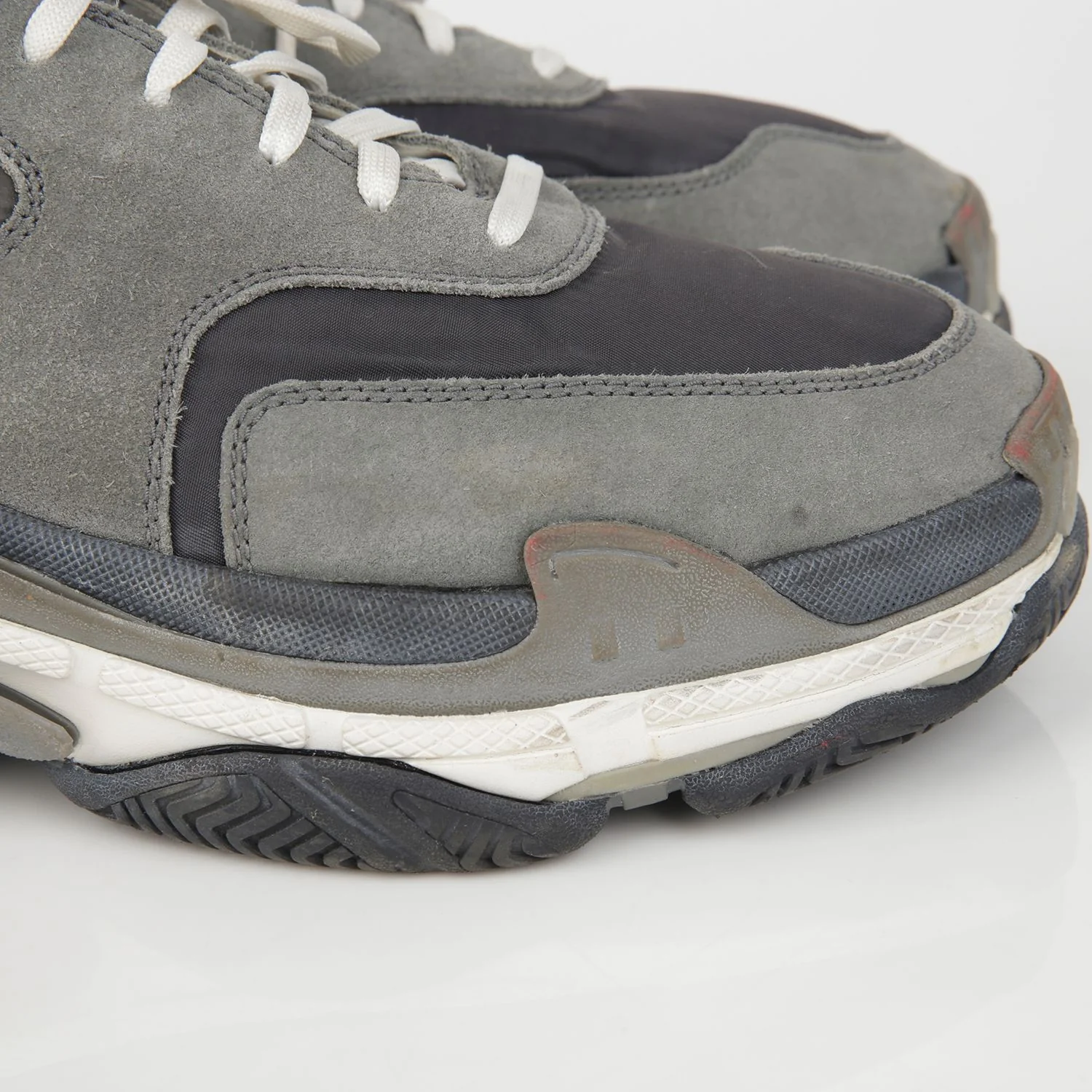 Men's Triple Sneakers Size - Image 4