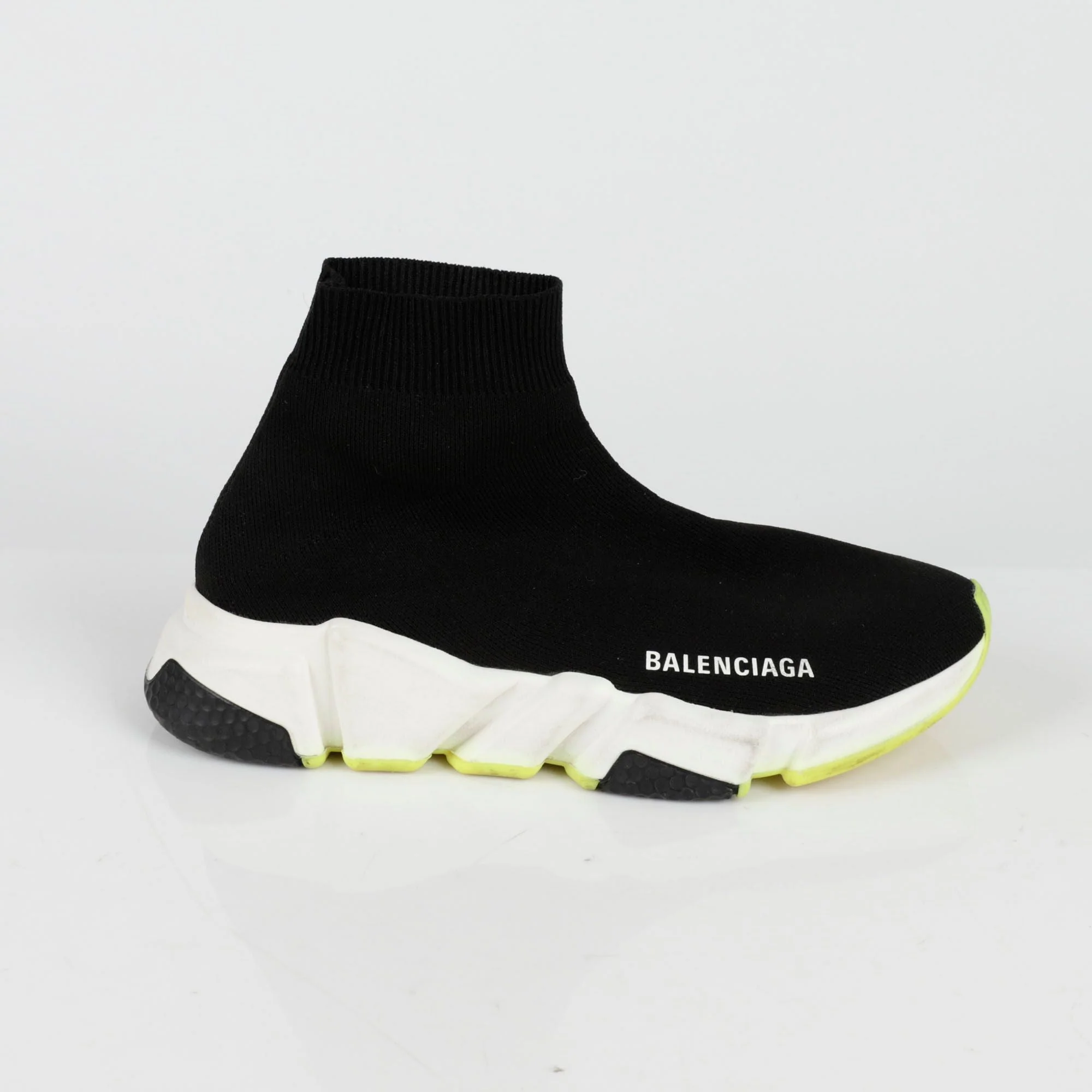 Women's Speedrunner Sneakers - Image 2