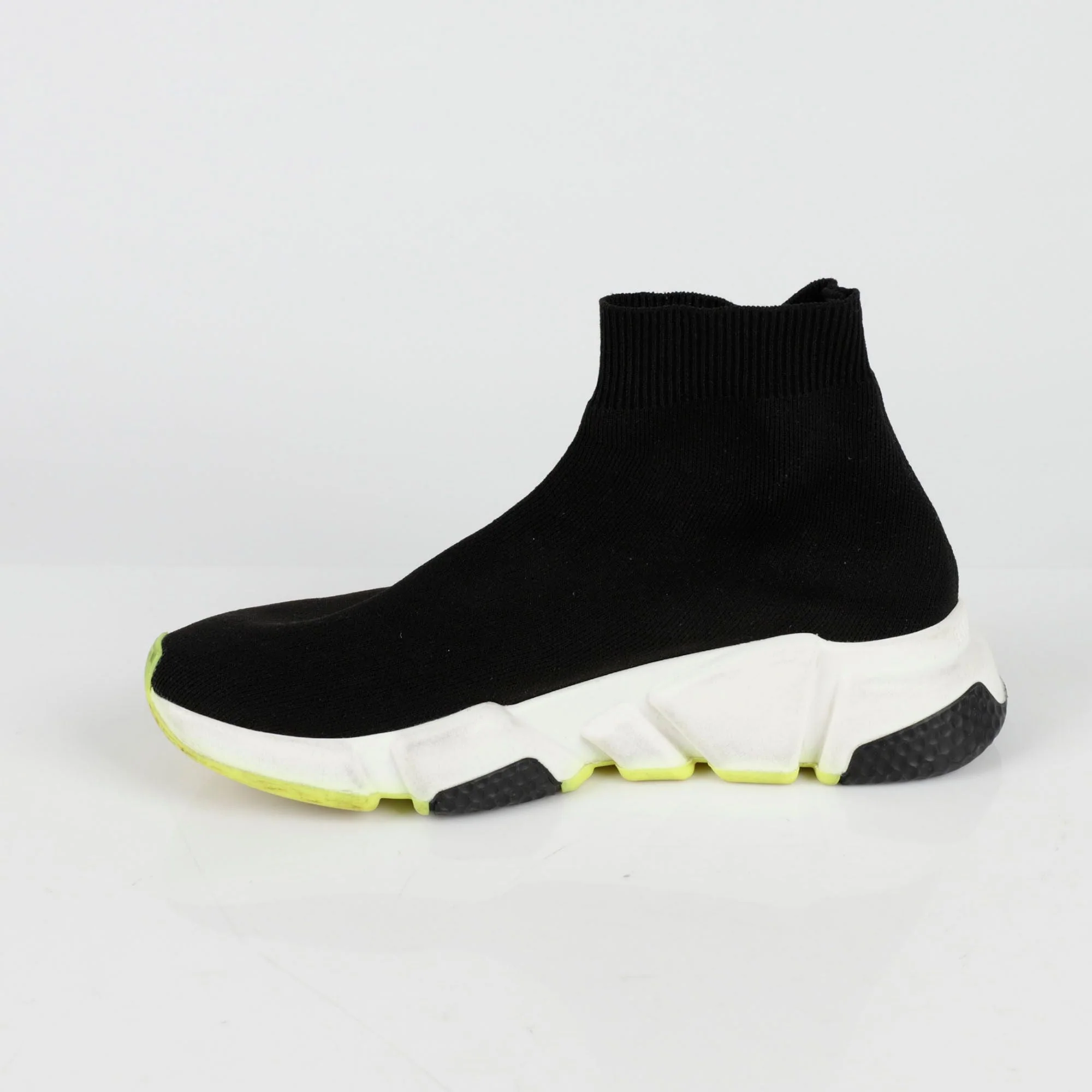 Women's Speedrunner Sneakers - Image 3