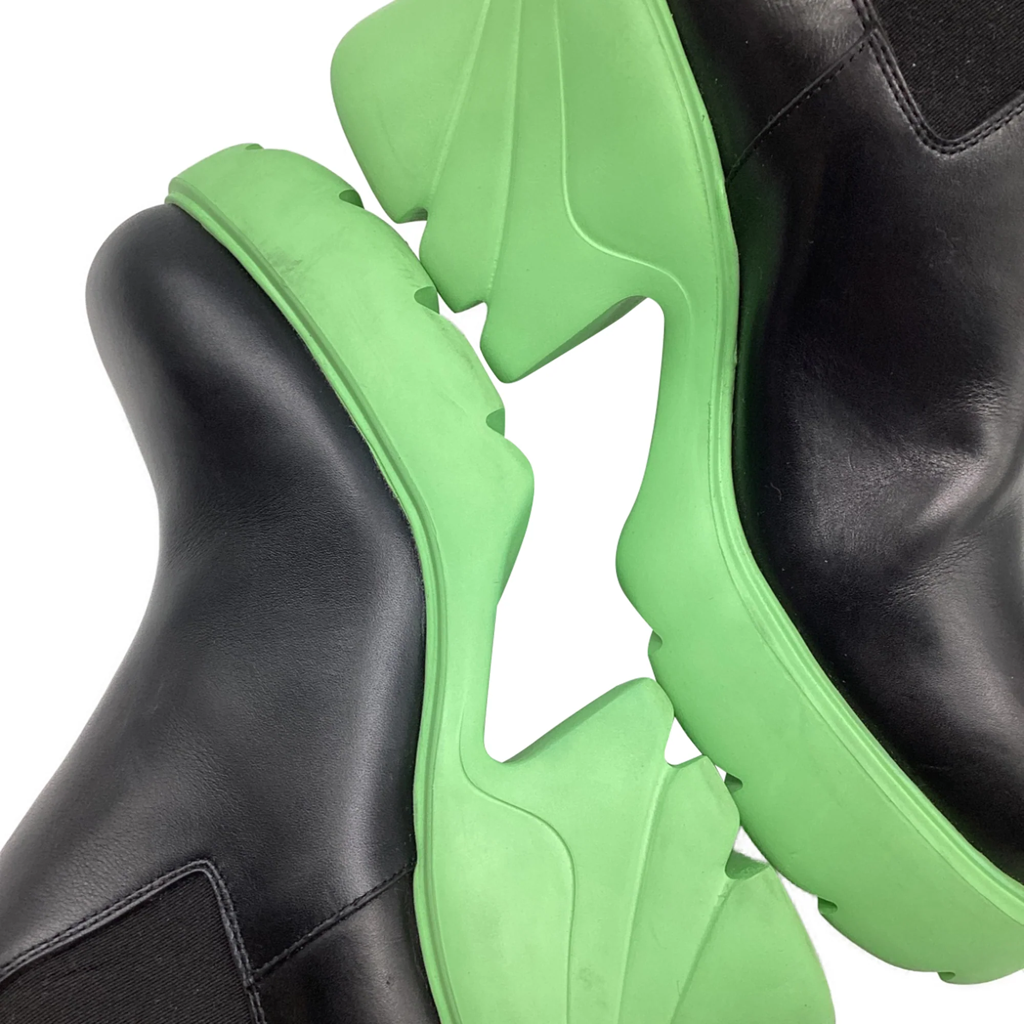 Women's Bottega Veneta Flash Boote in Black and Green Leather - Image 9