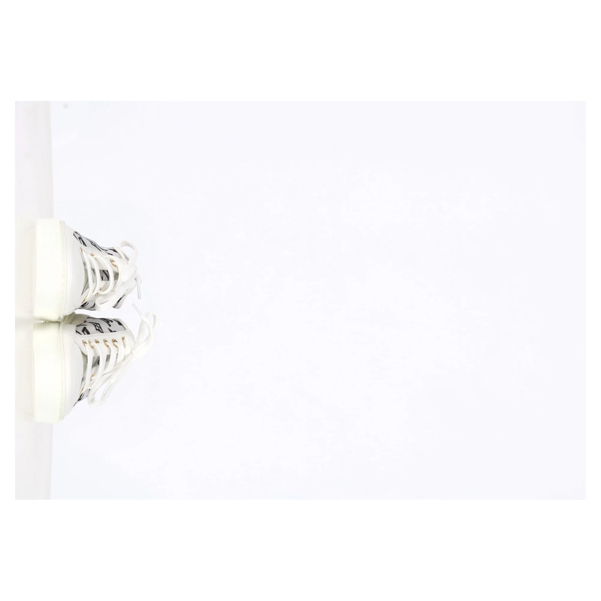 Women's Louis Vuitton Monogram Mesh Accent Low-Top Sneakers in White Leather - Image 10