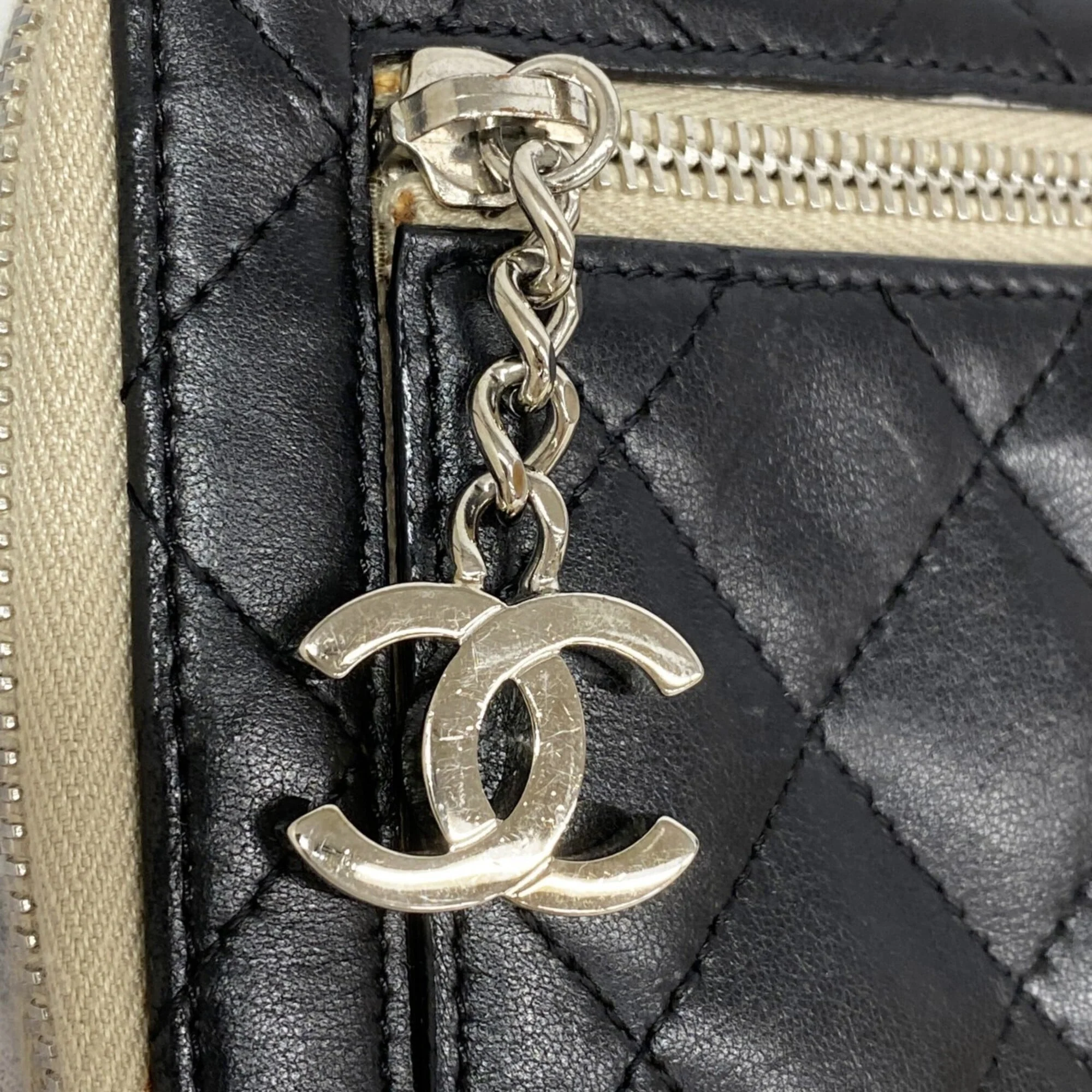 CC Compact Classic Flap Wallet Quilted Lambskin - Image 8