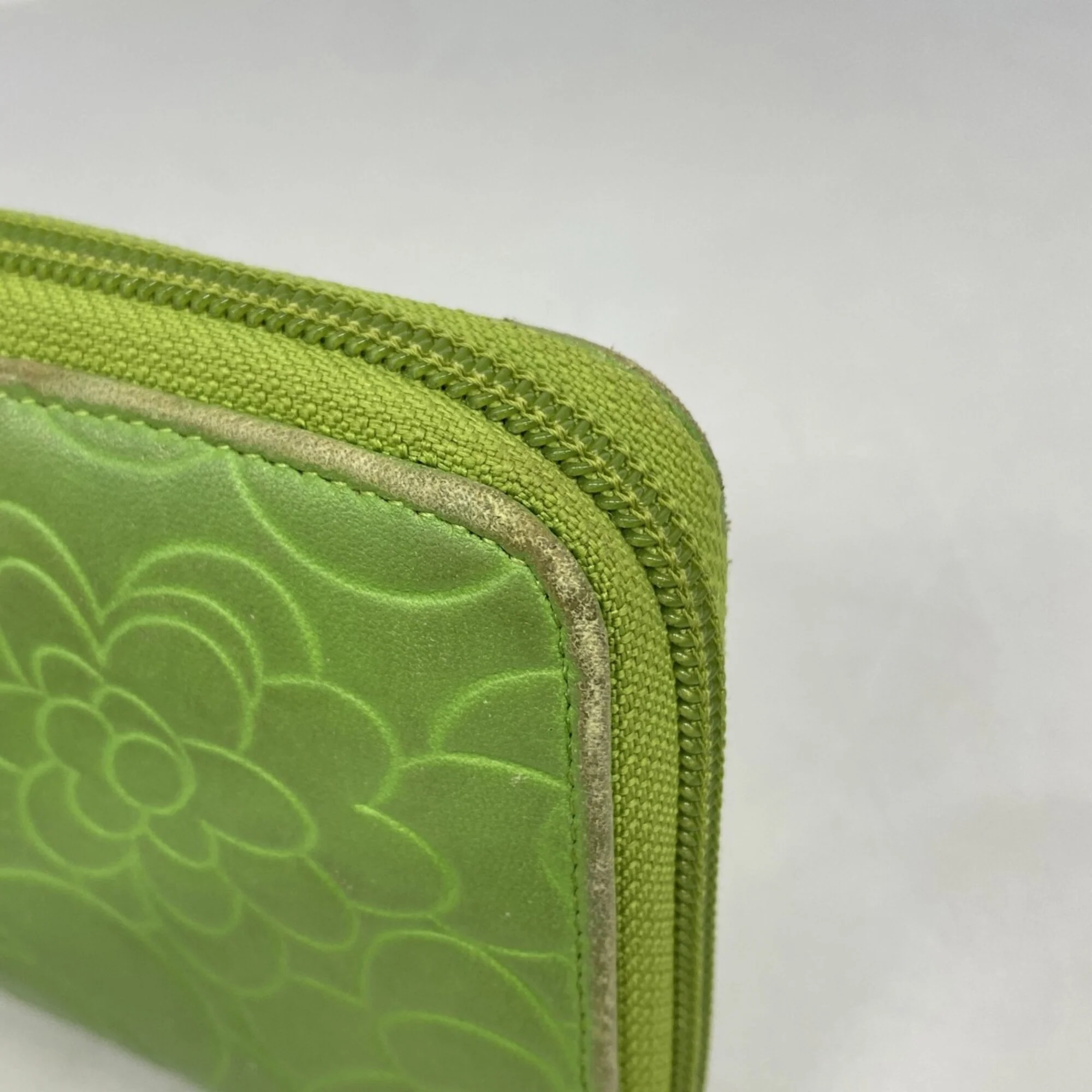 Zip Around Wallet Camellia Lambskin - Image 6
