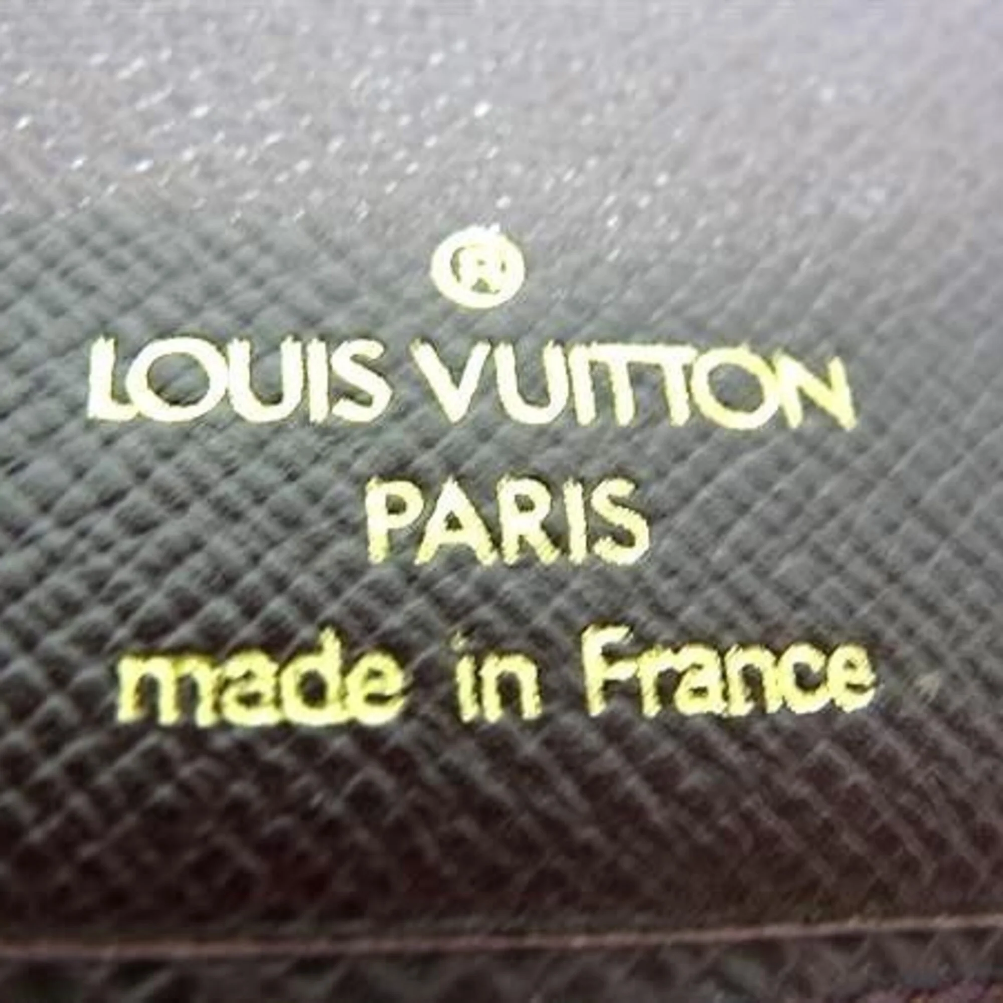 Brazza Wallet Taiga Leather - Image 5