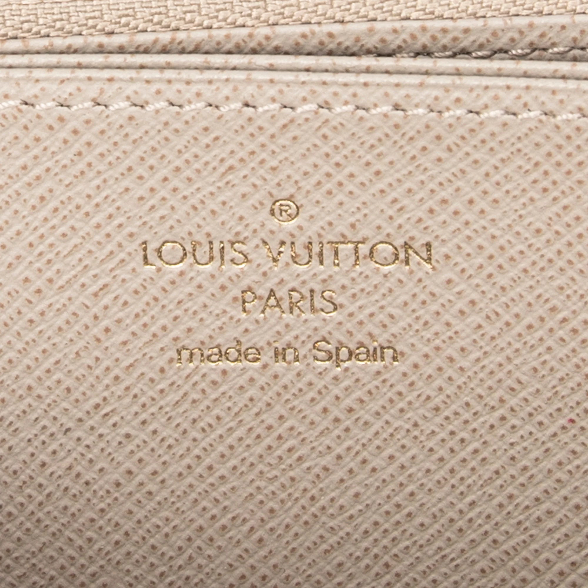 Zippy Wallet Epi Leather - Image 6