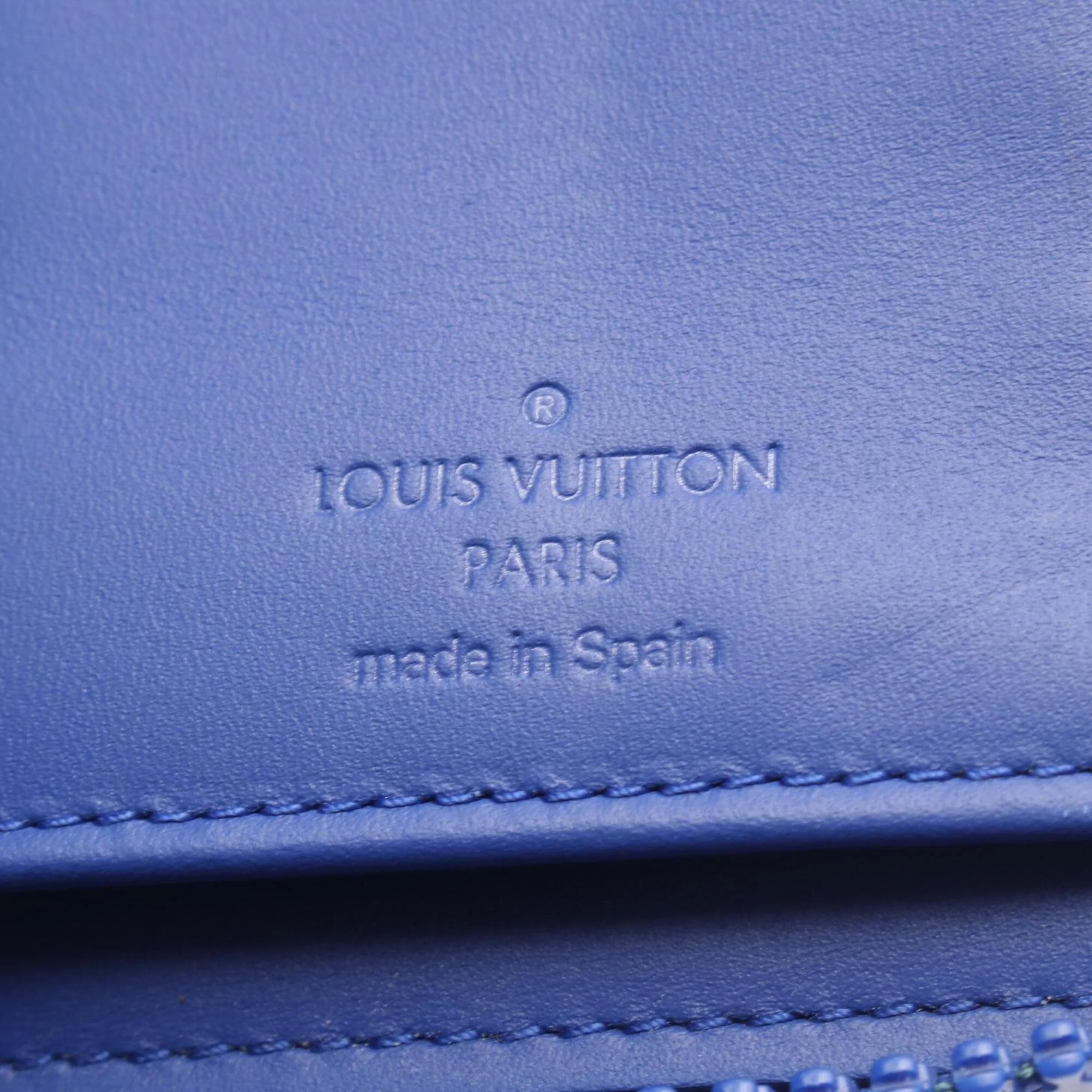 Zippy Wallet Monogram Taurillon Leather Vertical - Image 4